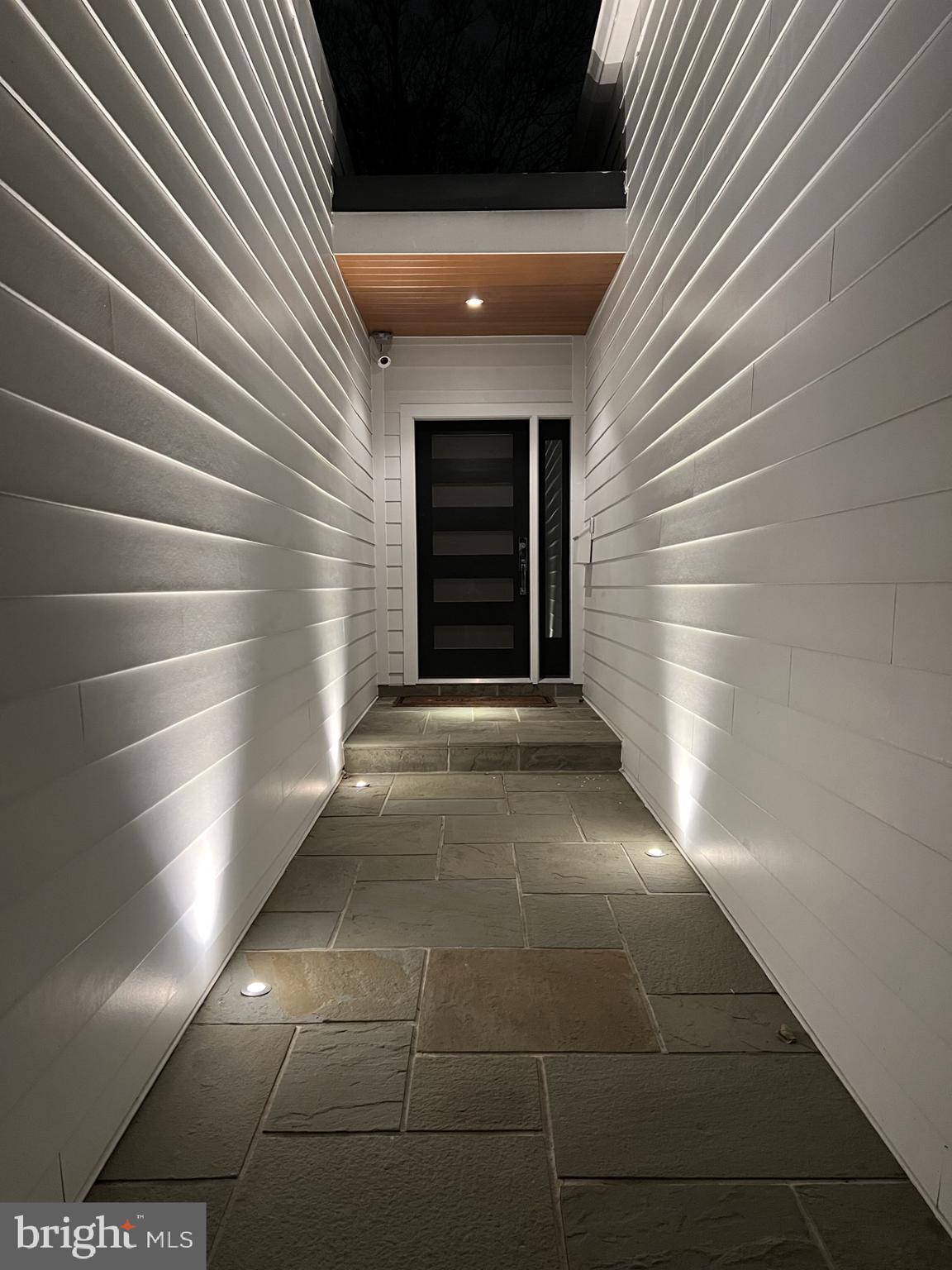 DOVER BALMORAL RIVERWOOD - Residential