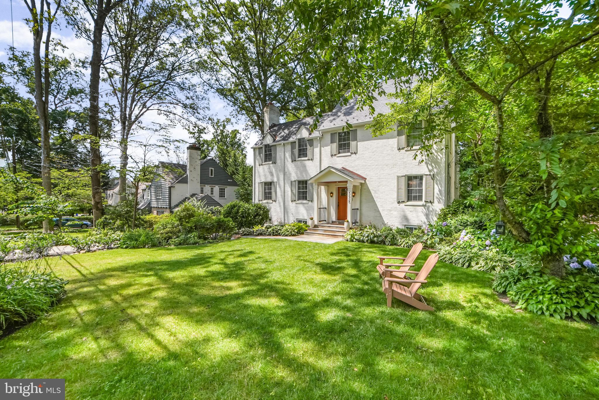 GREENWICH FOREST - Residential