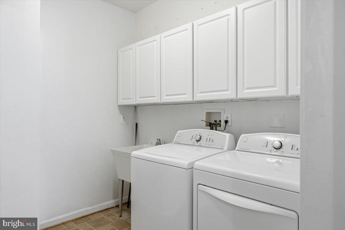 EASTON CLUB EAST - Residential