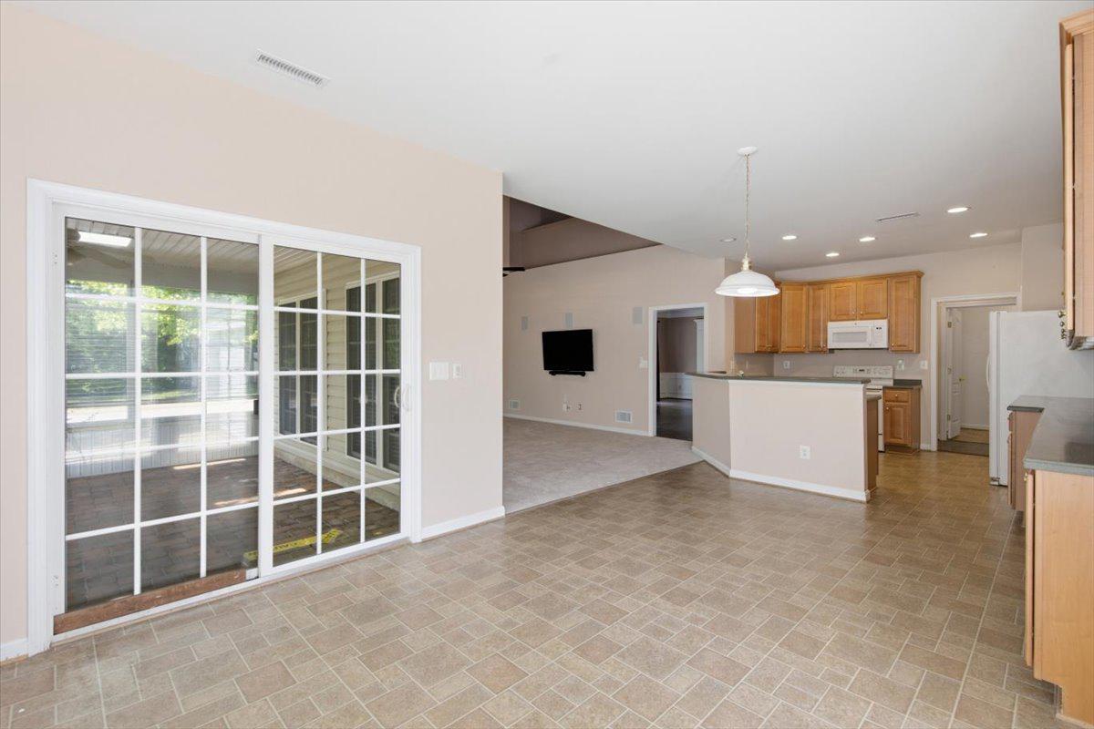 EASTON CLUB EAST - Residential