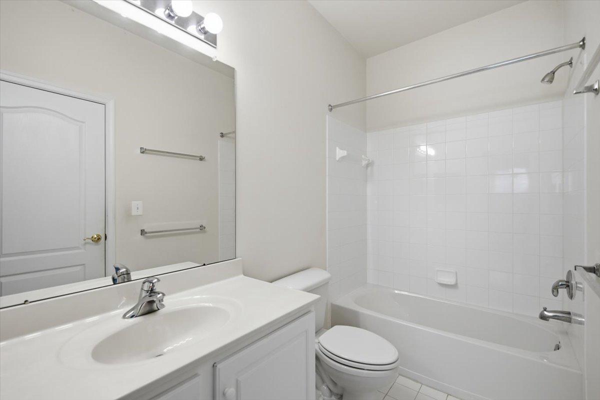 EASTON CLUB EAST - Residential