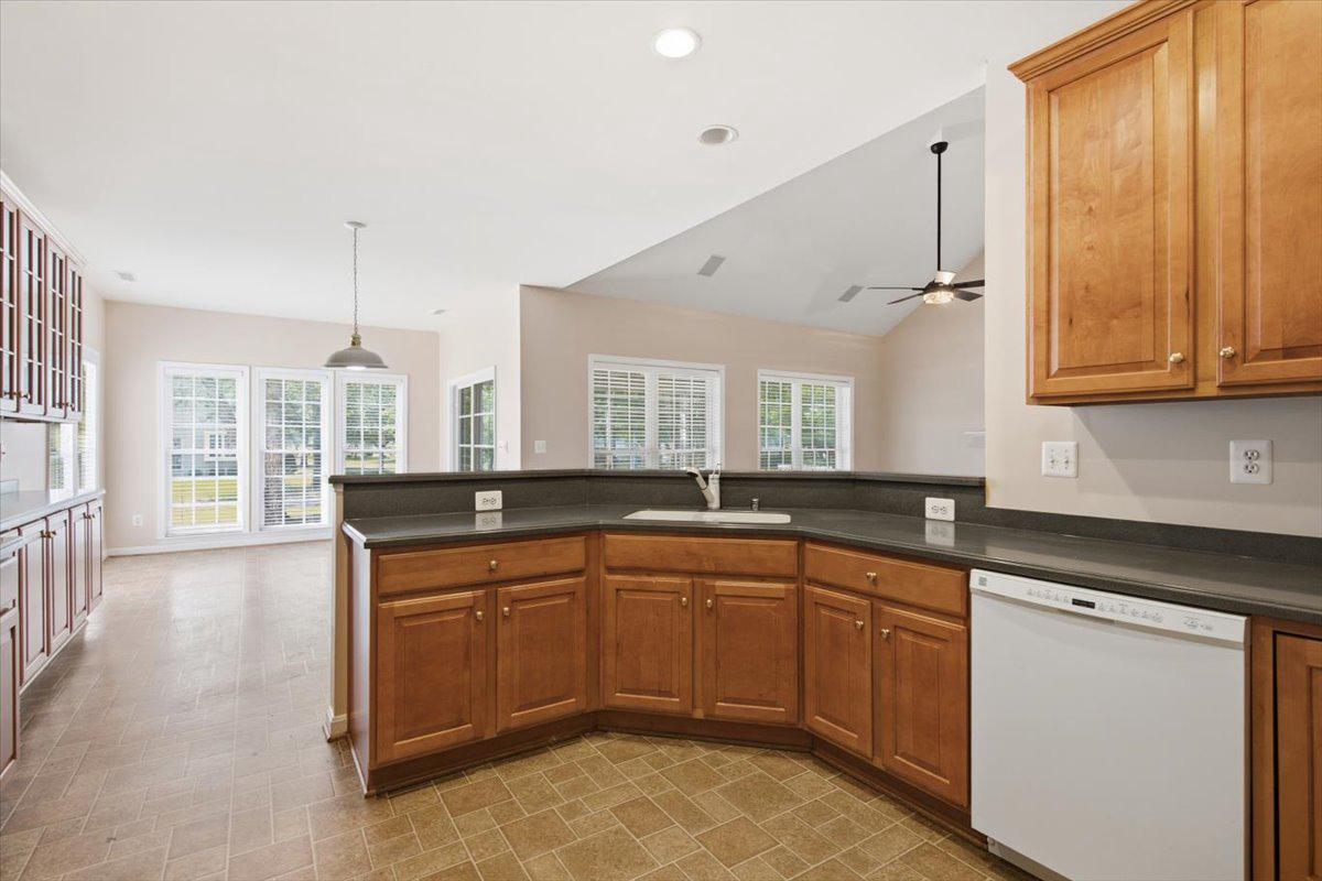 EASTON CLUB EAST - Residential