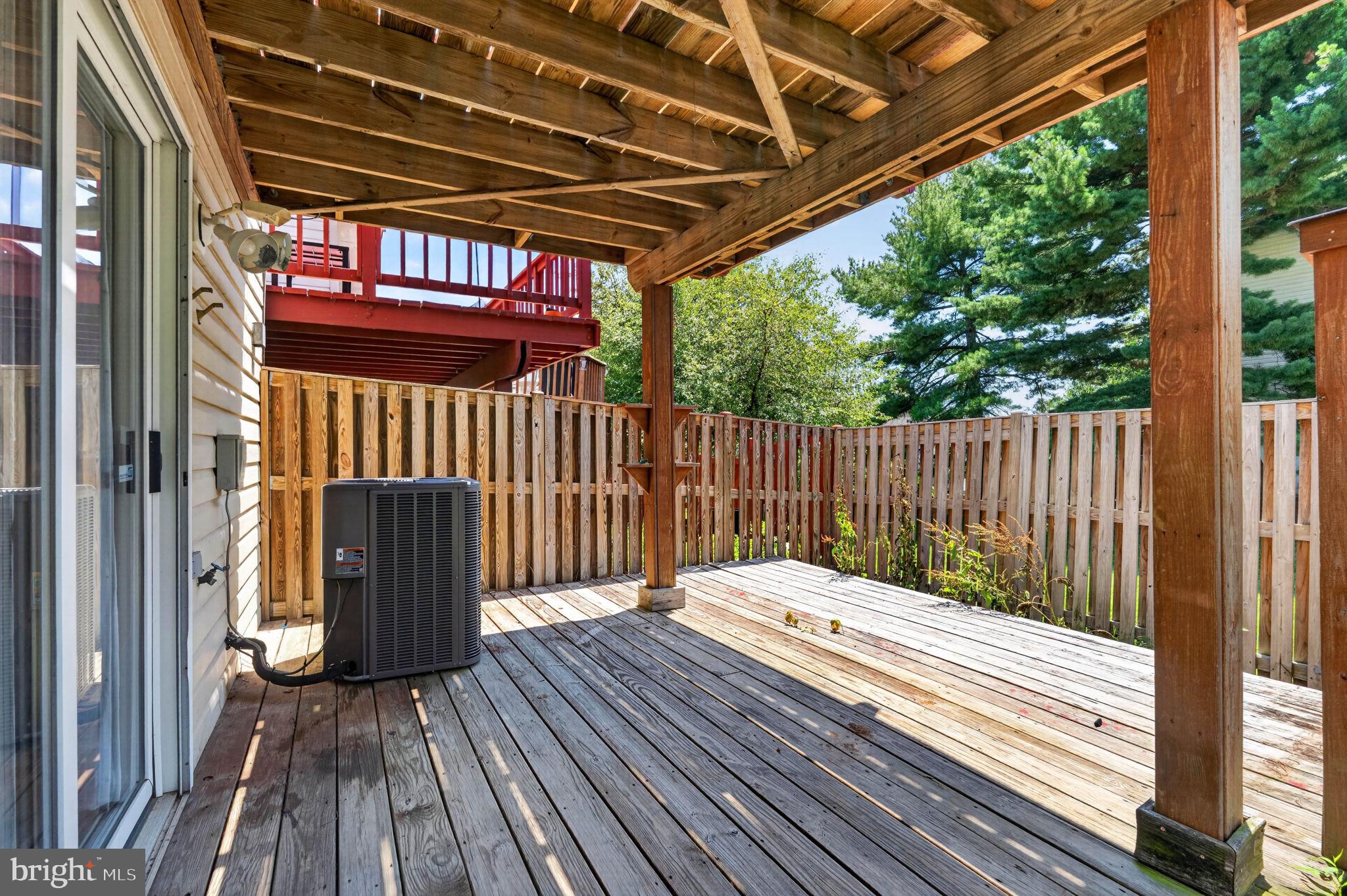 GUNNERS LAKE VILLAGE - Residential