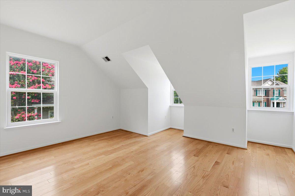 EXETER HILLS - Residential
