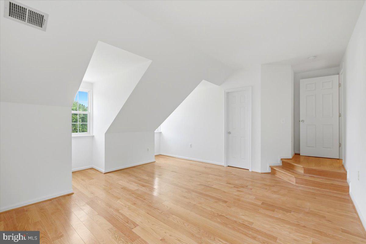 EXETER HILLS - Residential
