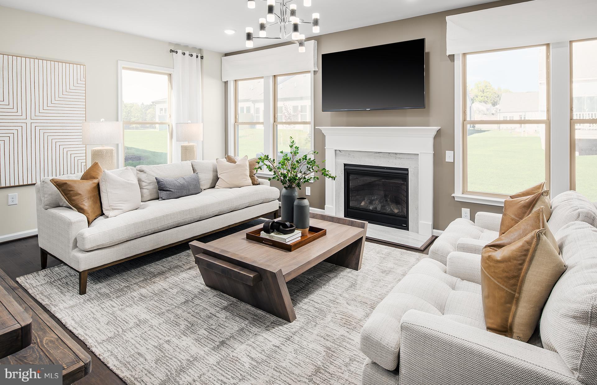 MONTEBELLO - Residential