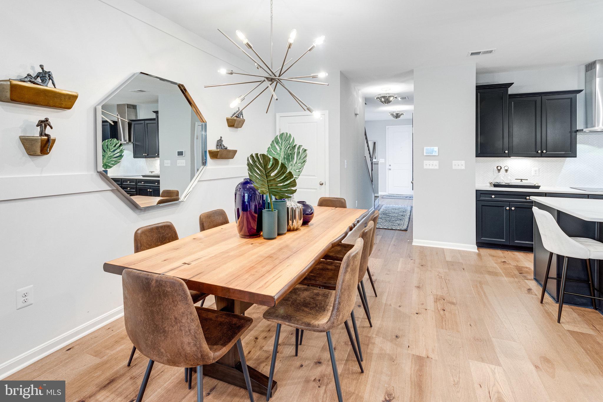 VIRGINIA CROSSING - Residential
