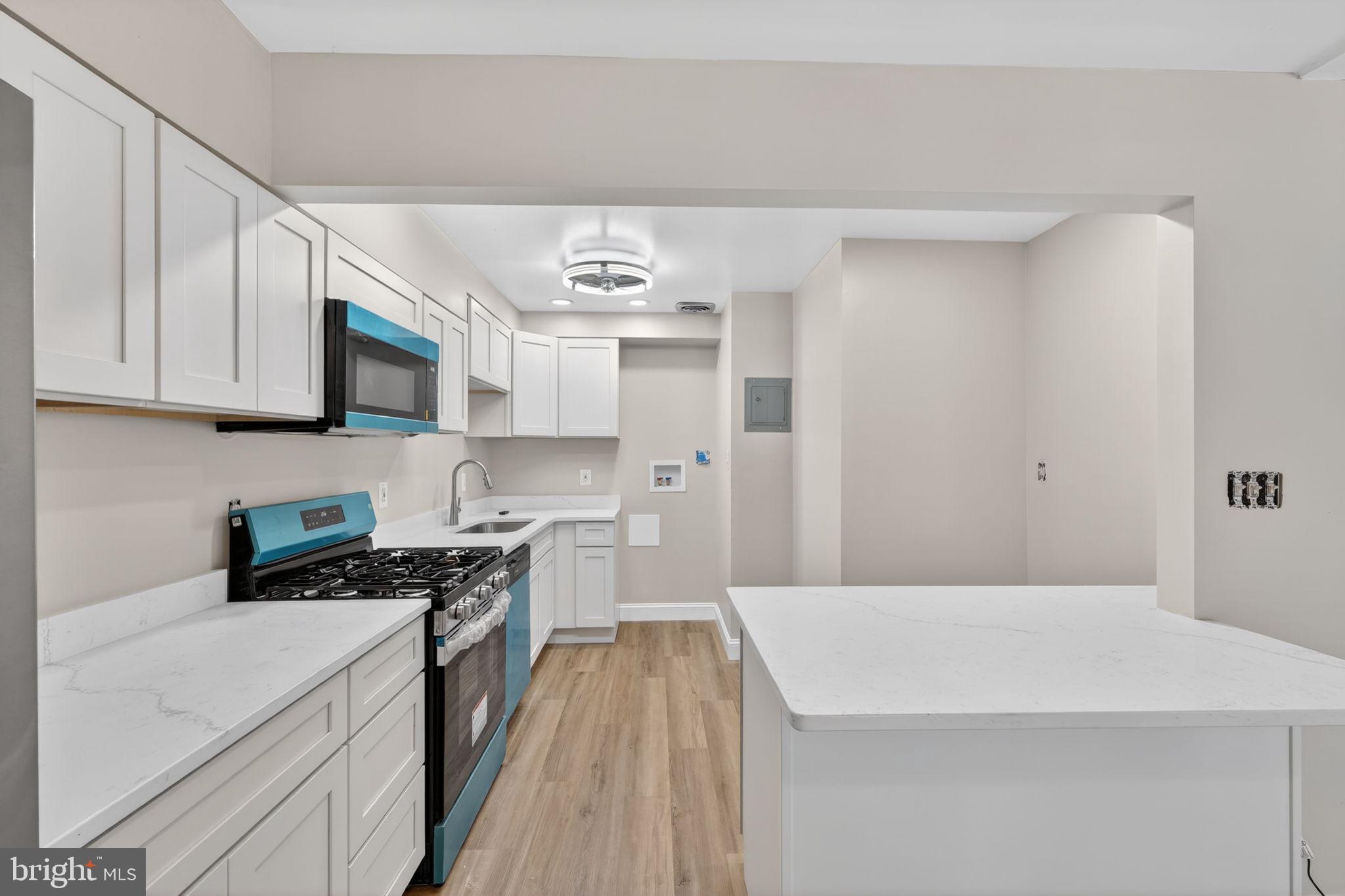 BRADBURY PARK - Residential