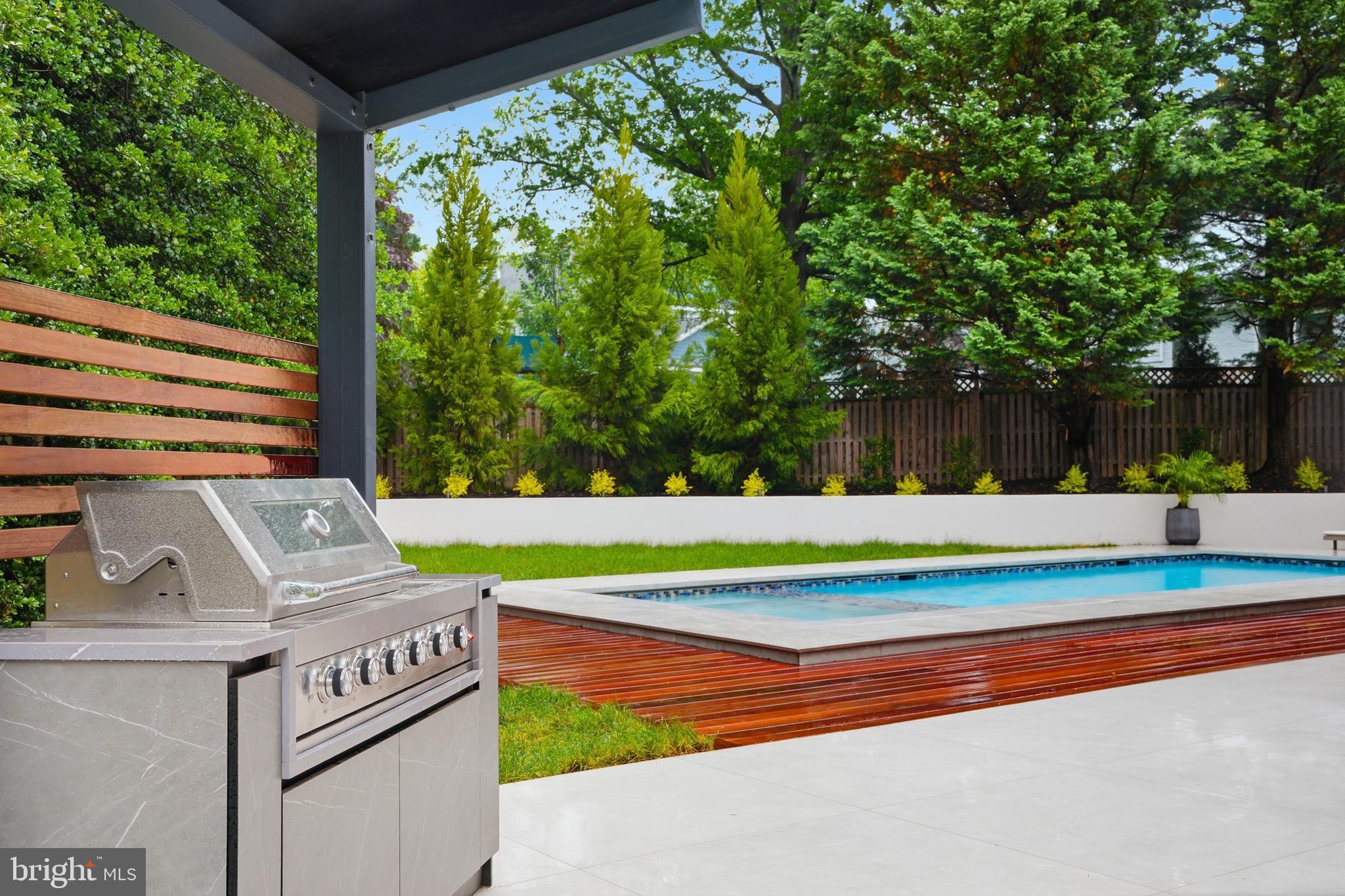 WRENNWOOD - Residential