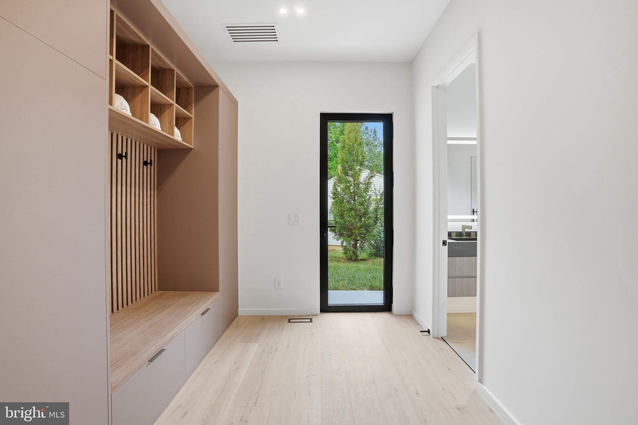 WRENNWOOD - Residential
