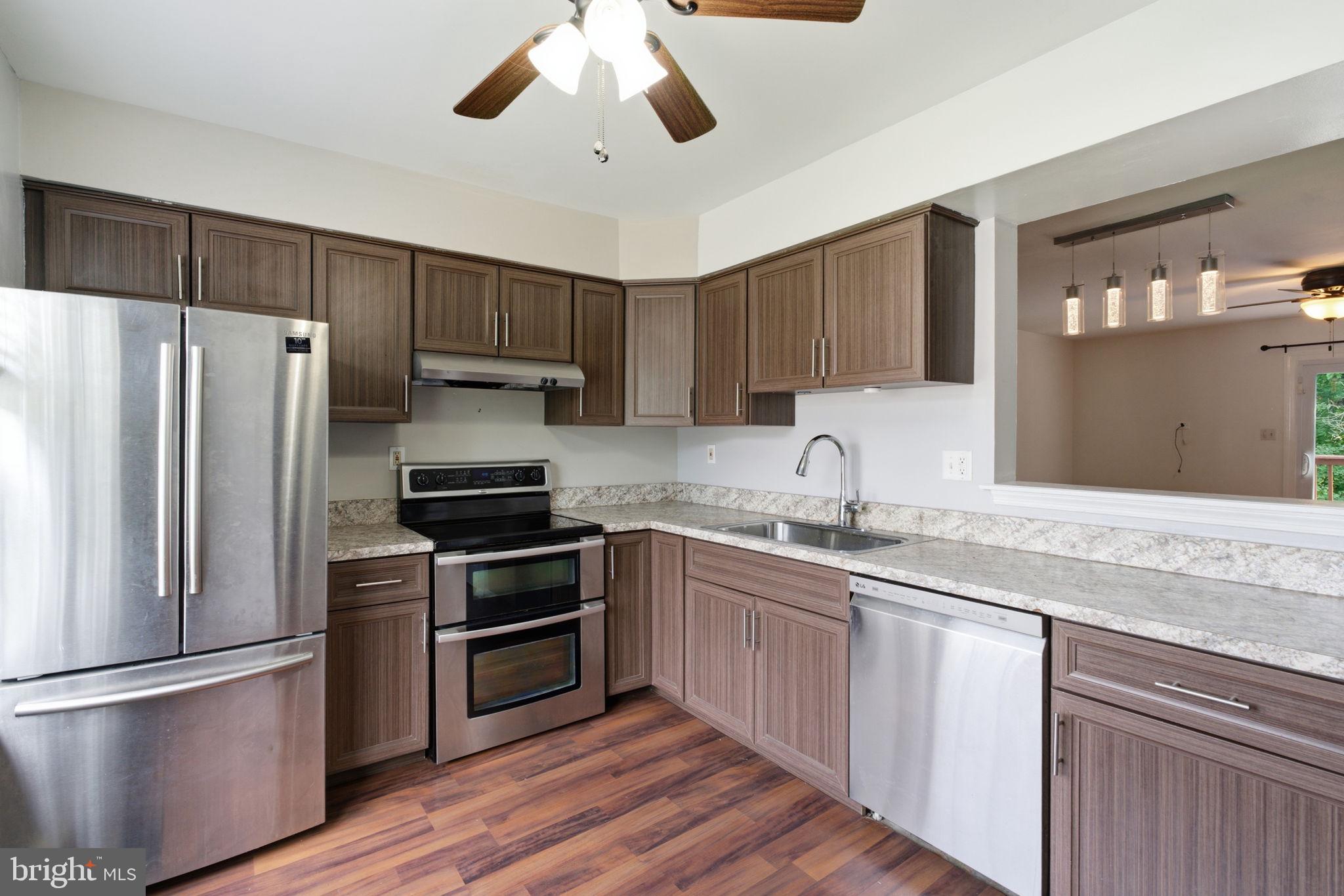 THE MEADOWS - Residential