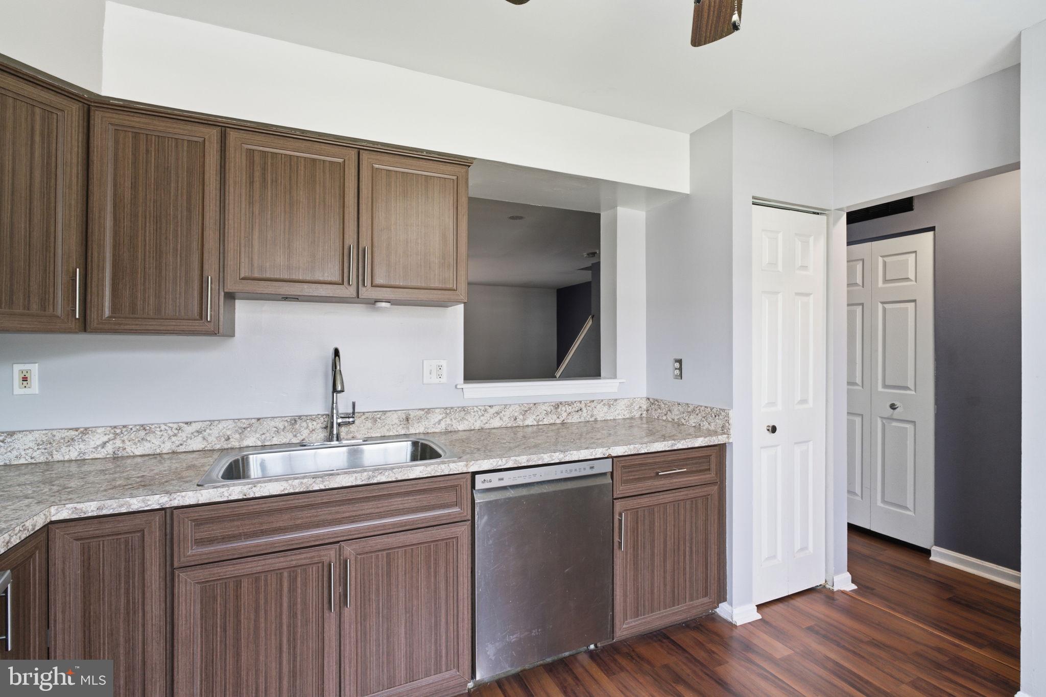 THE MEADOWS - Residential