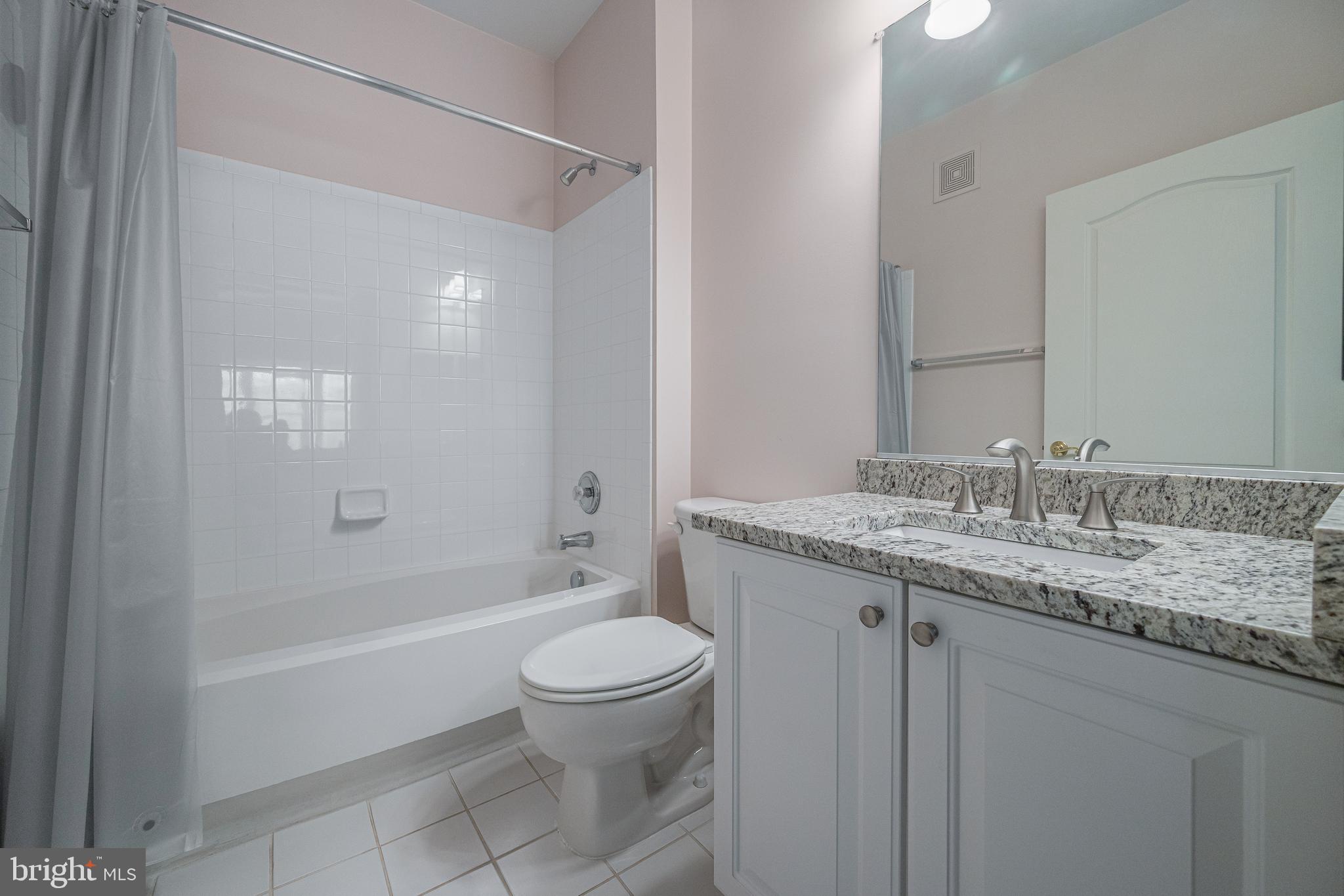 FIELDSTONE AT RIVER HILL - Residential