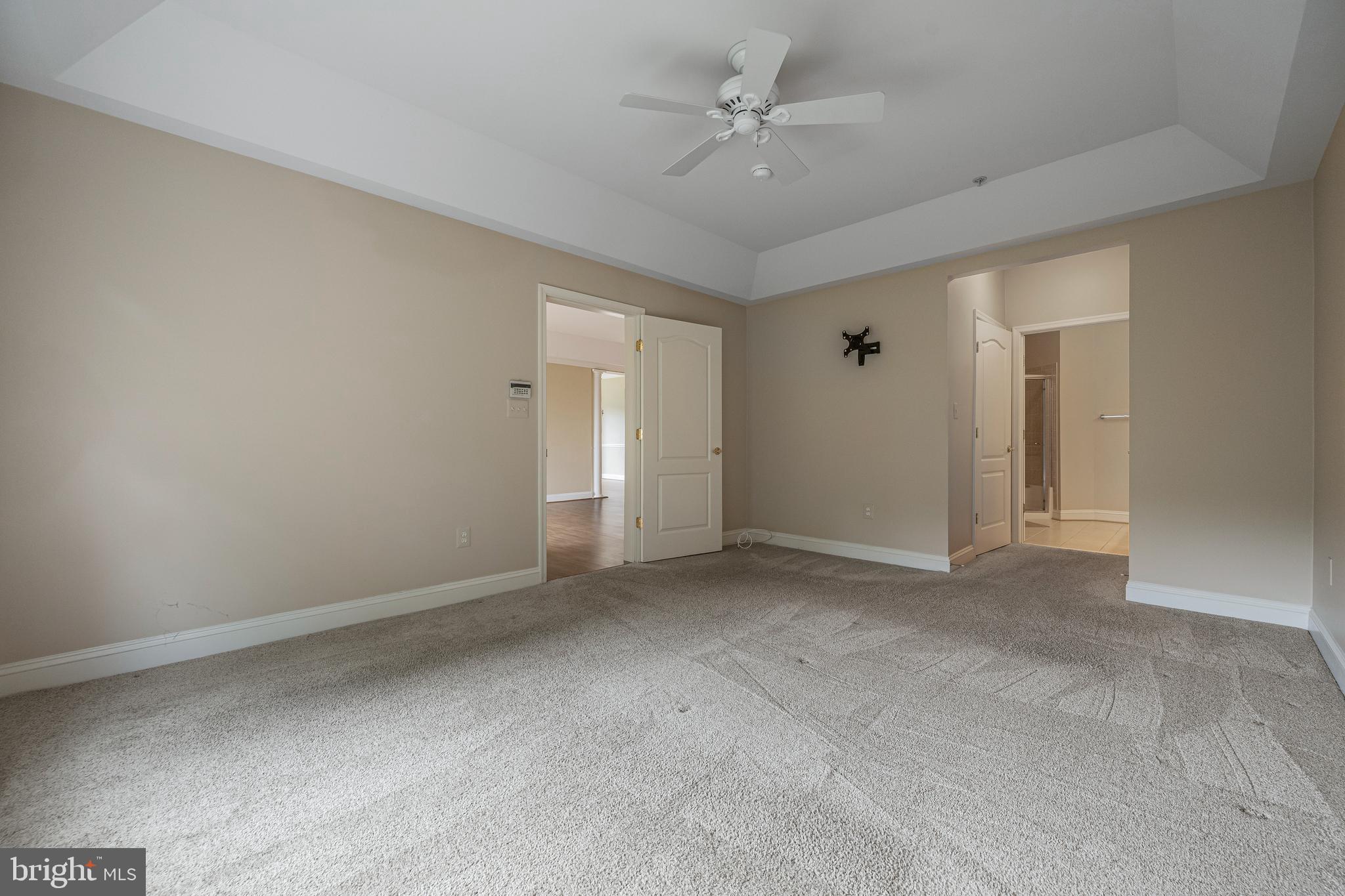 FIELDSTONE AT RIVER HILL - Residential