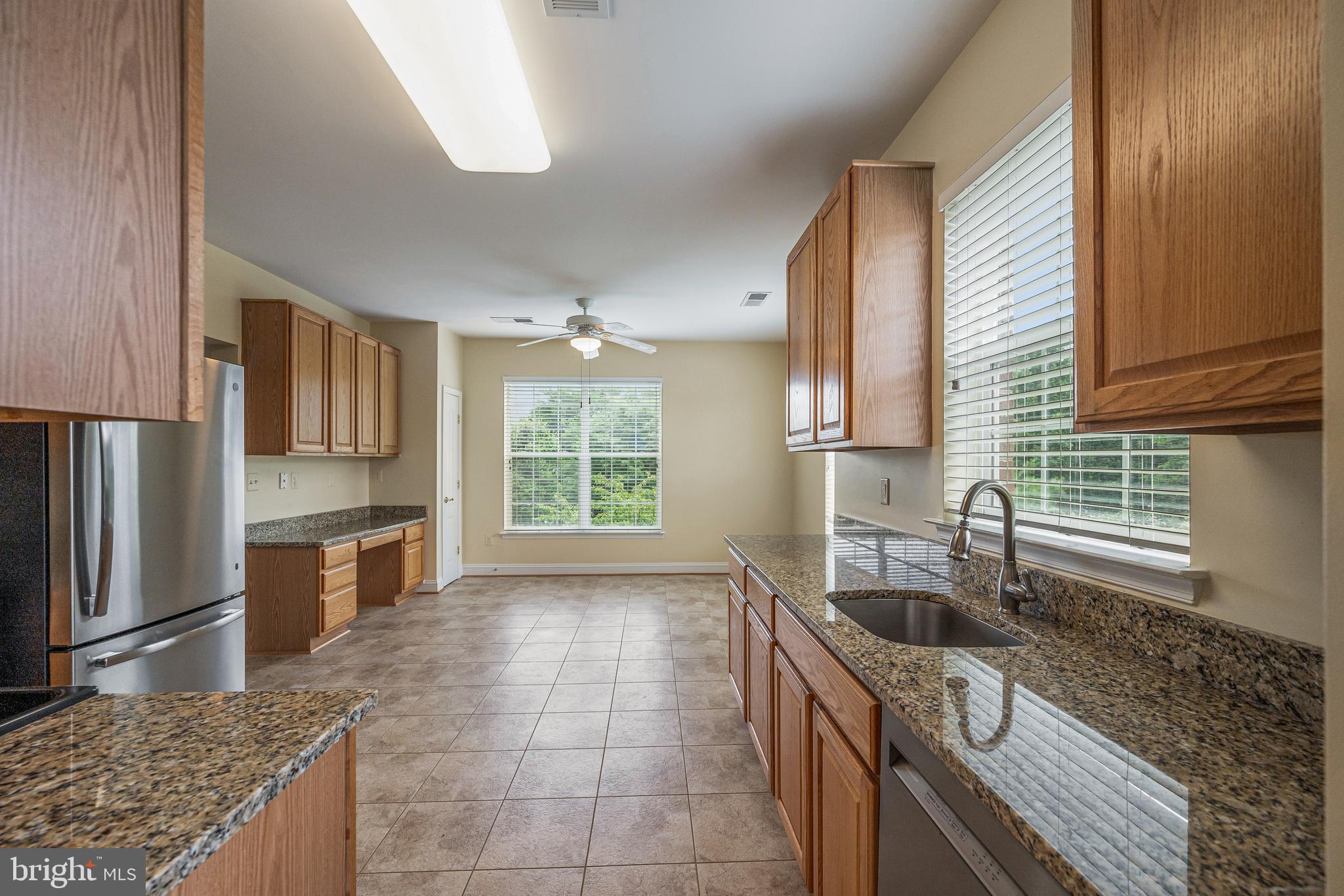 FIELDSTONE AT RIVER HILL - Residential
