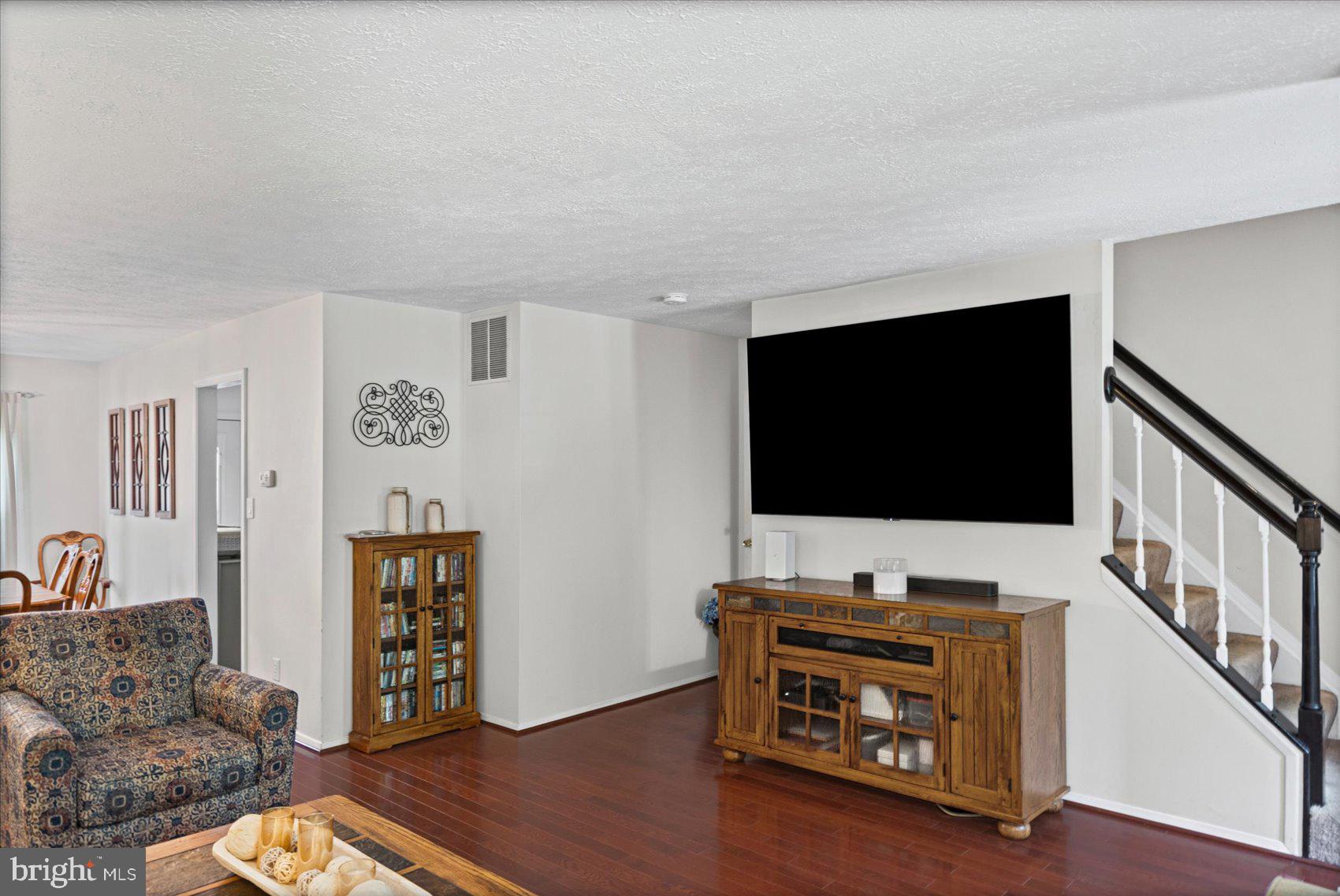 OAKHURST - Residential