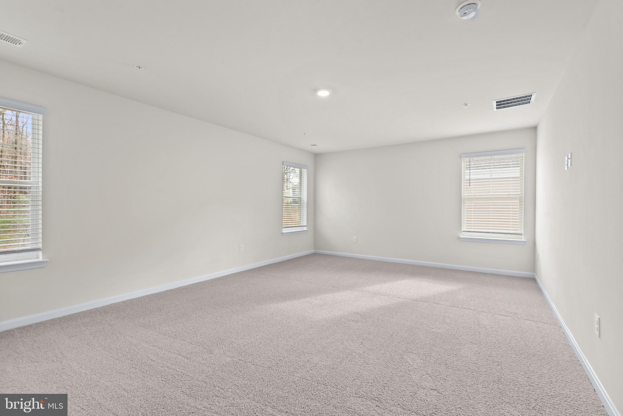 SUMMERVALE - Residential