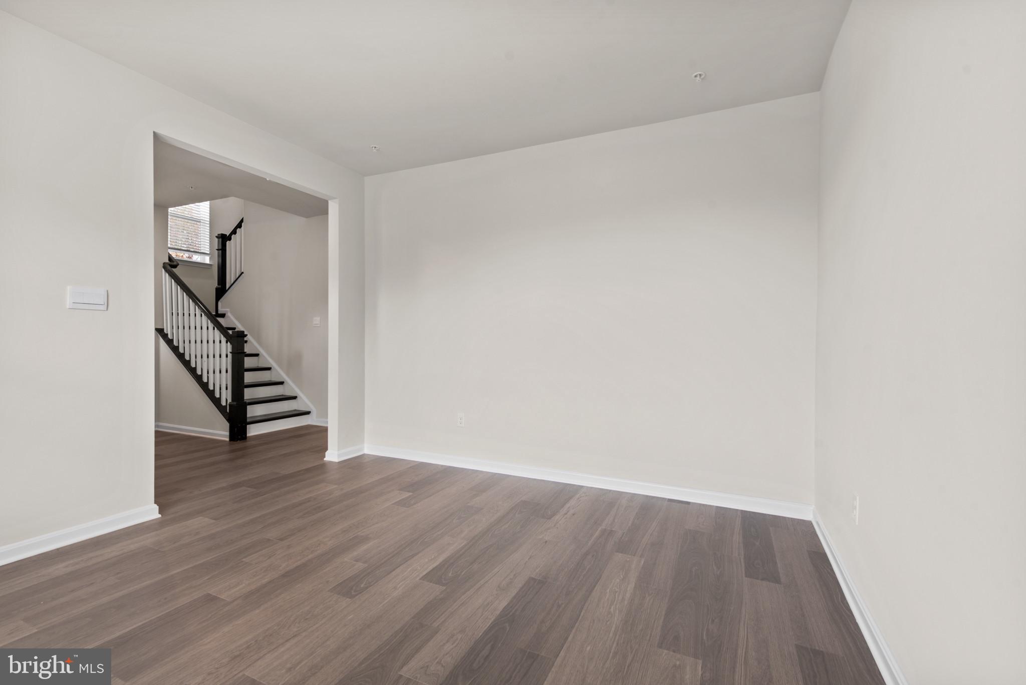 SUMMERVALE - Residential