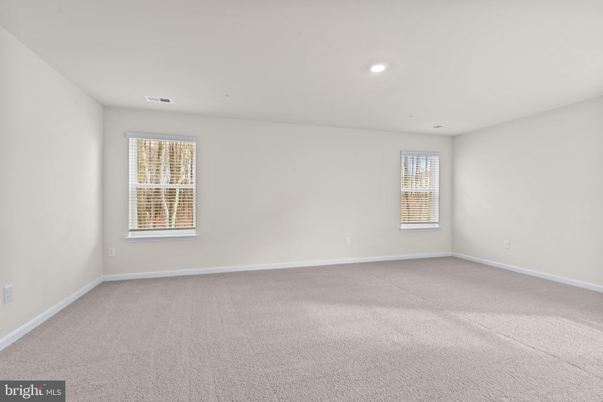 SUMMERVALE - Residential