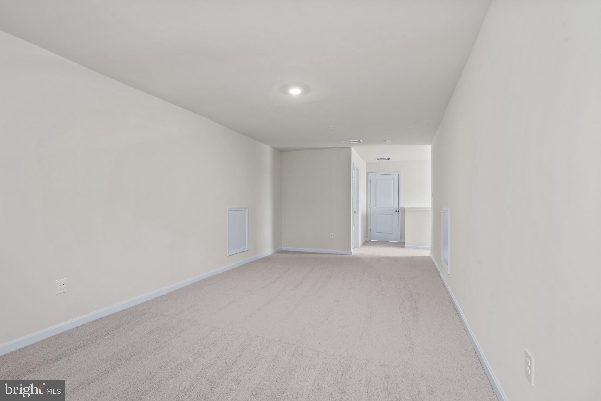 SUMMERVALE - Residential