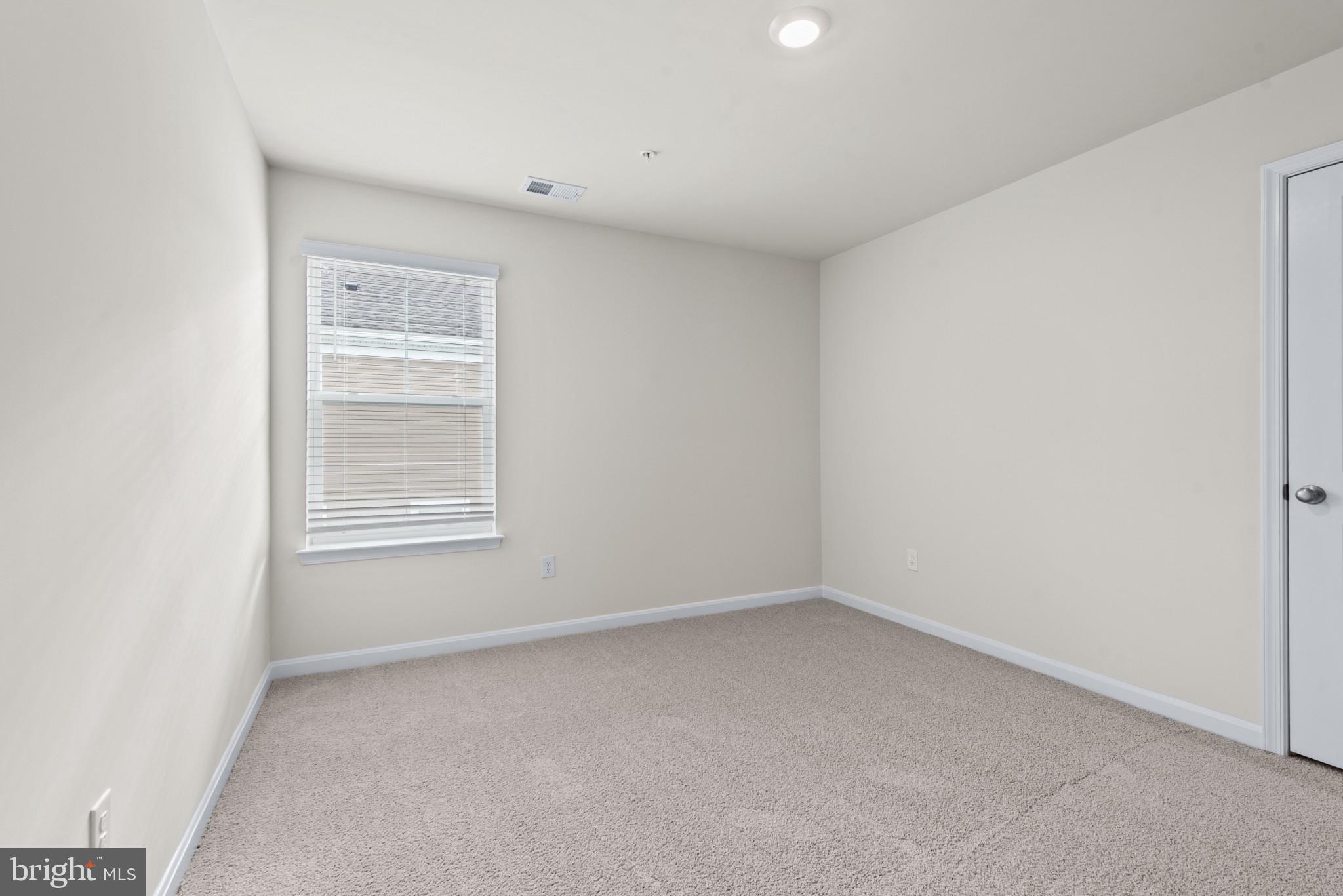 SUMMERVALE - Residential