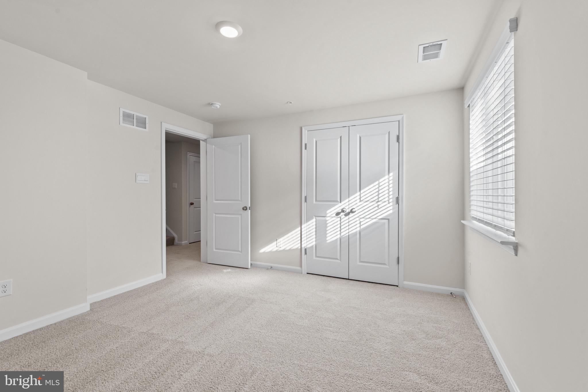 SUMMERVALE - Residential