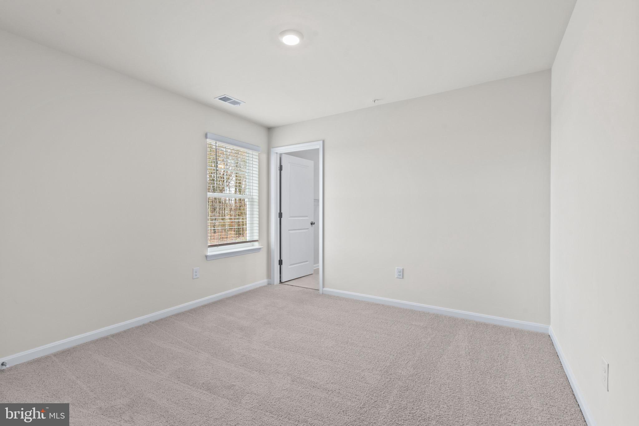 SUMMERVALE - Residential
