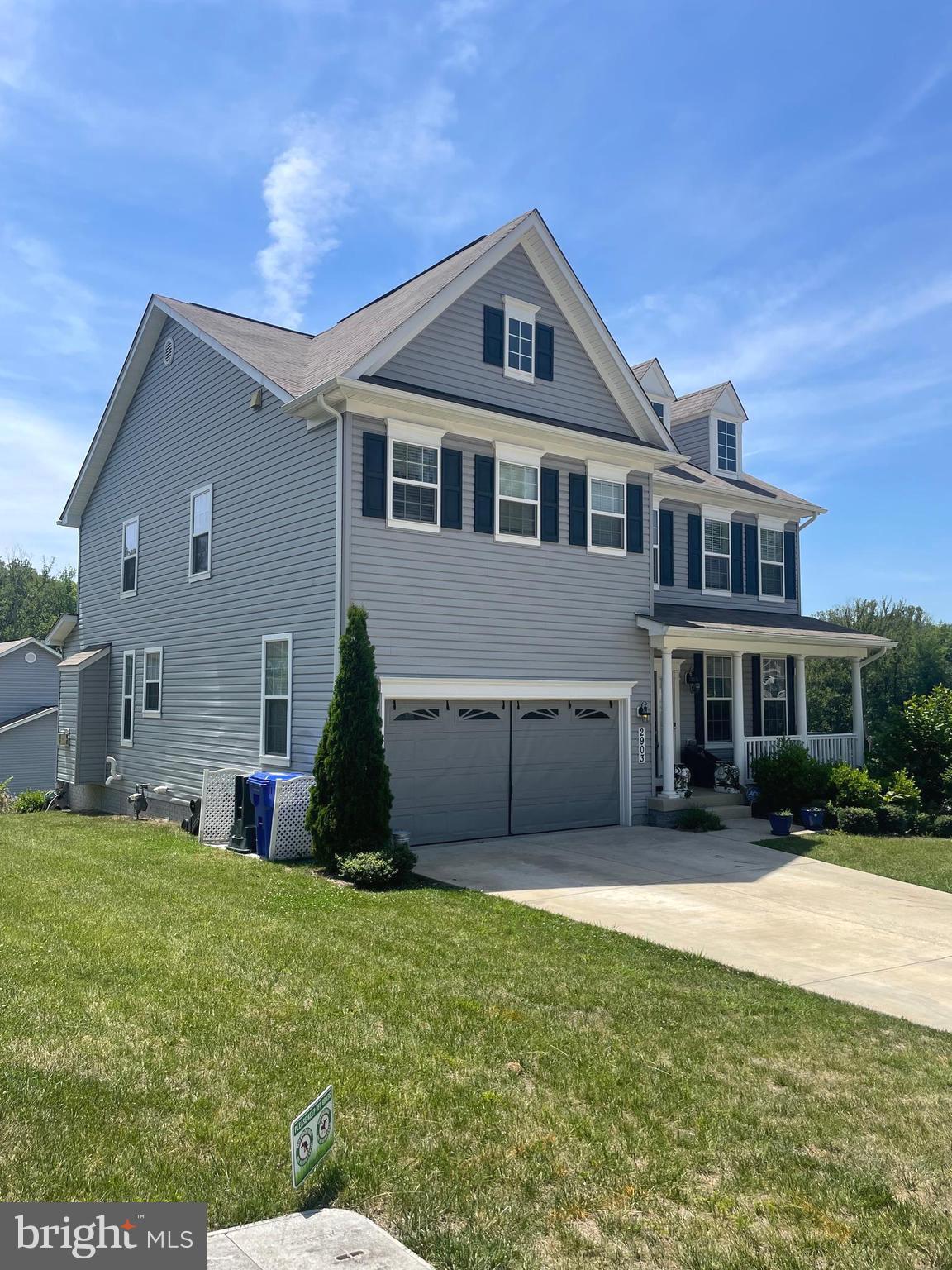 WINDSOR MANOR - Residential