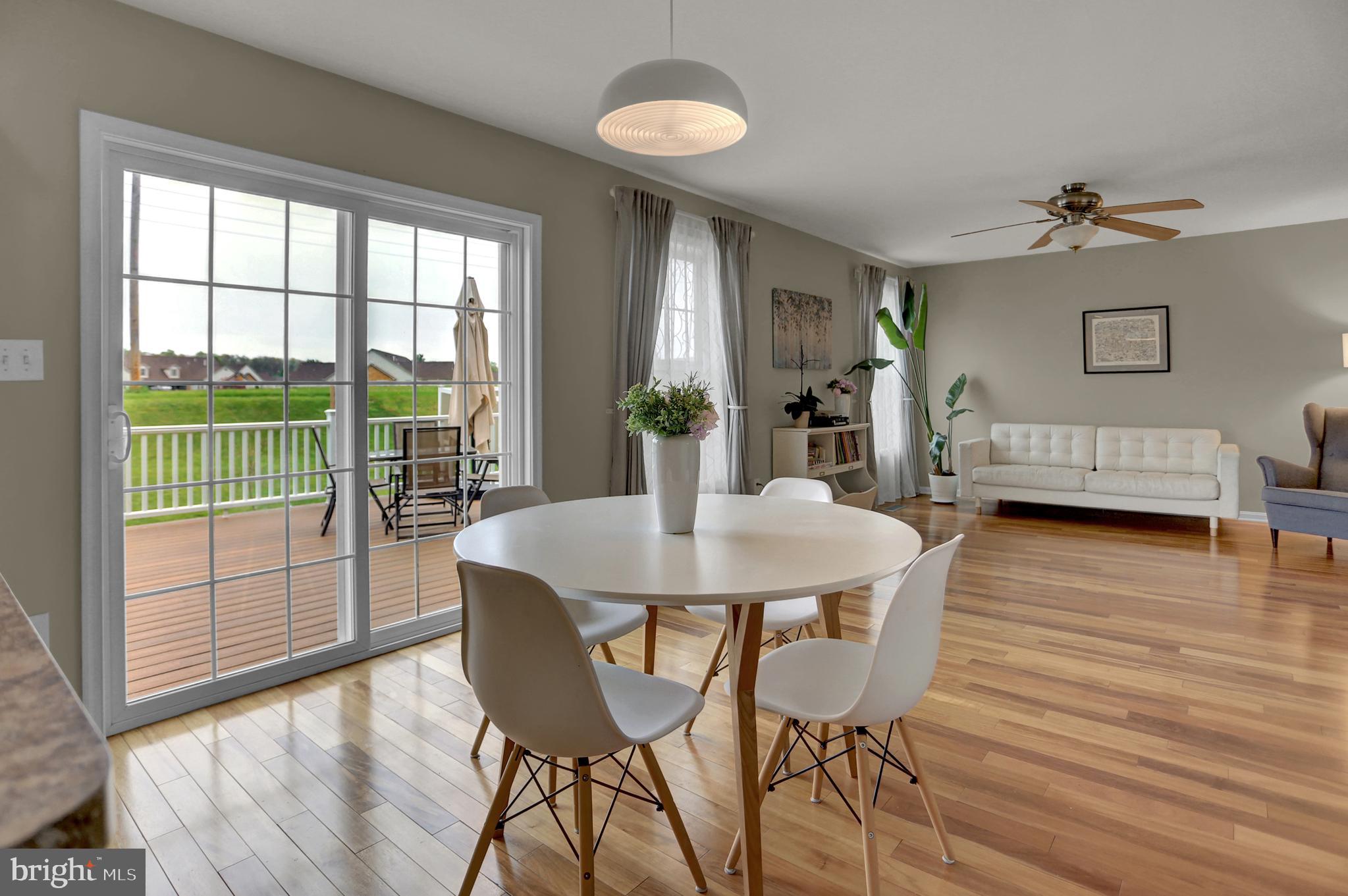 WELLINGTON GREENS - Residential