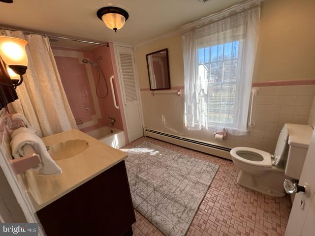 SUMMIT POINT - Residential