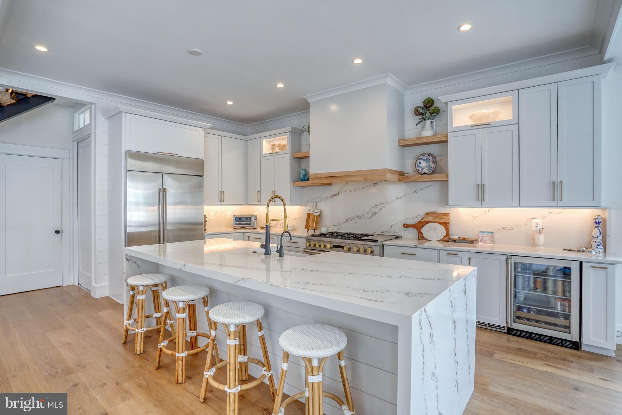 FISHERS COVE - Residential