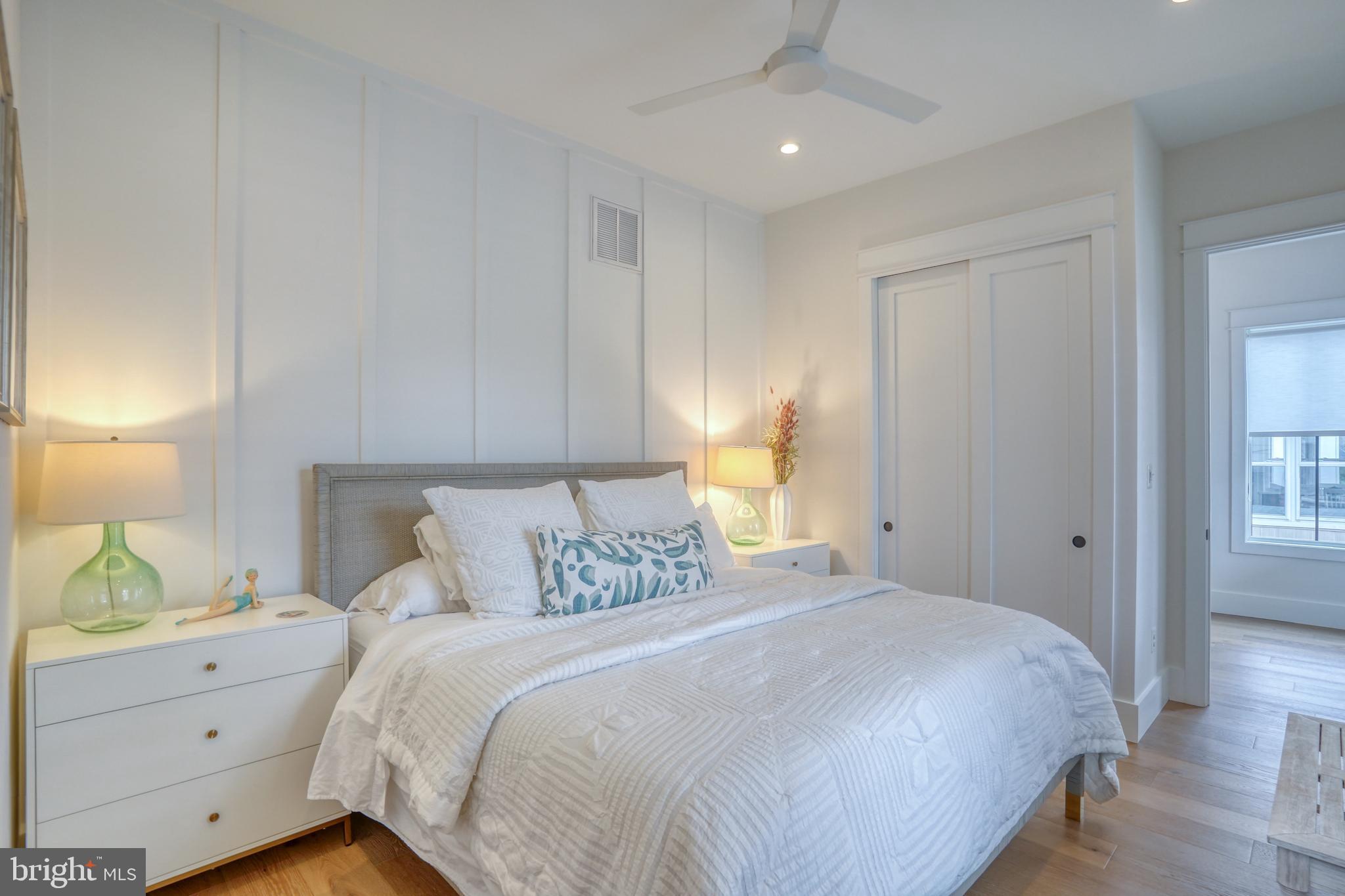 FISHERS COVE - Residential