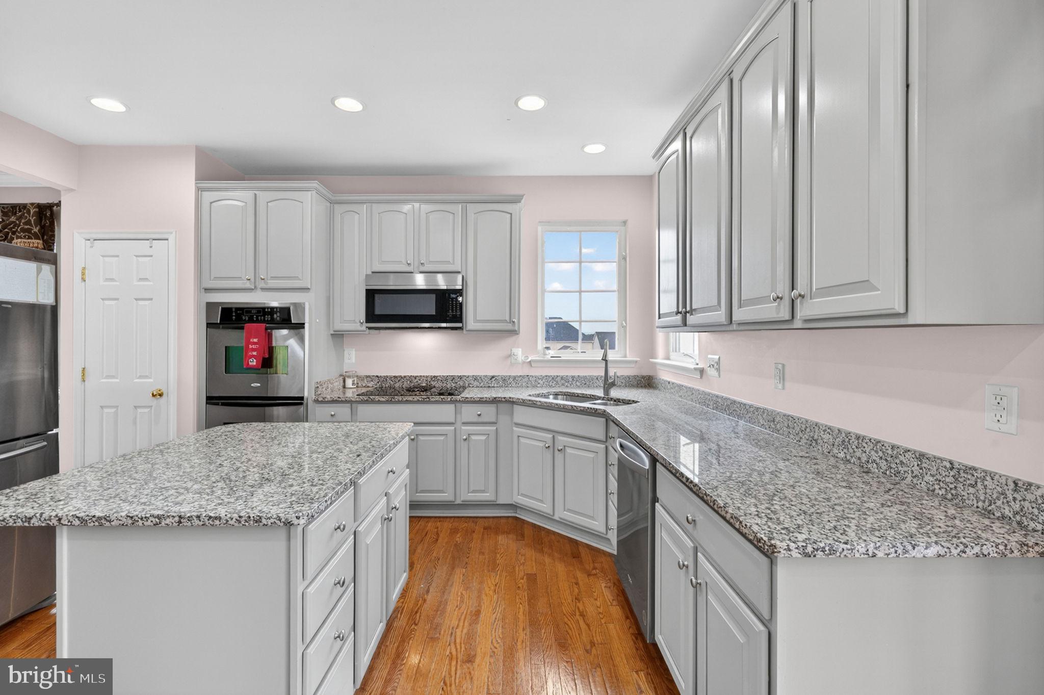 BRINKLEY MANOR - Residential