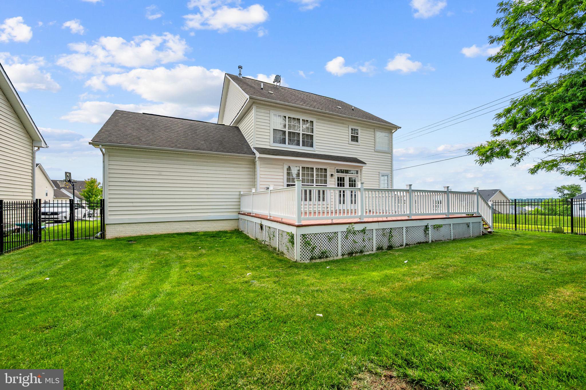BRINKLEY MANOR - Residential