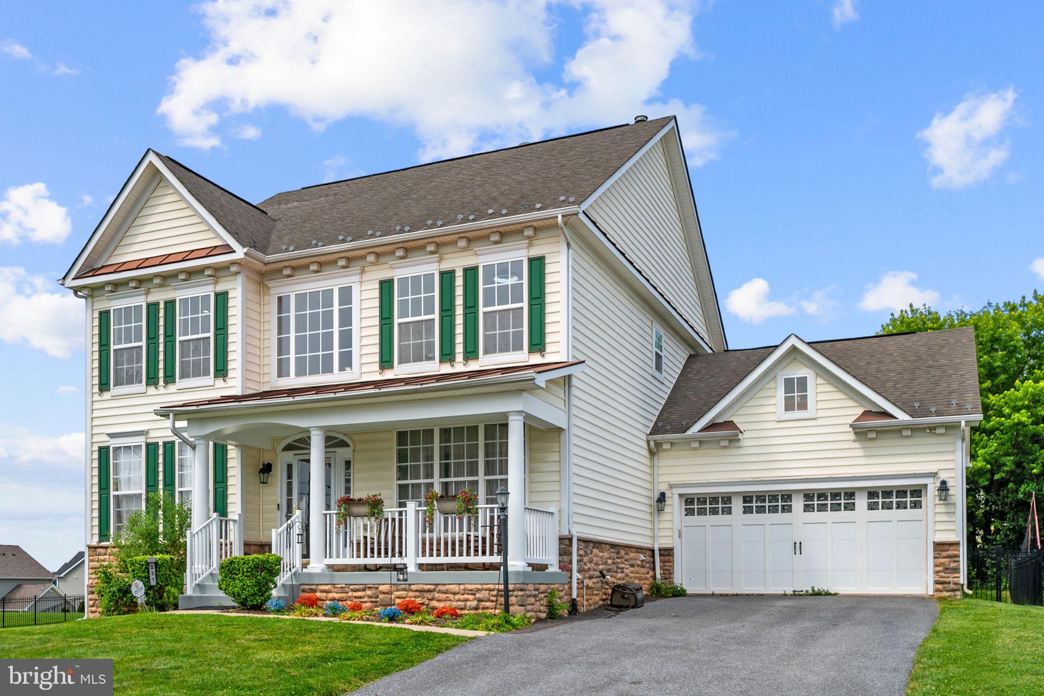 BRINKLEY MANOR - Residential