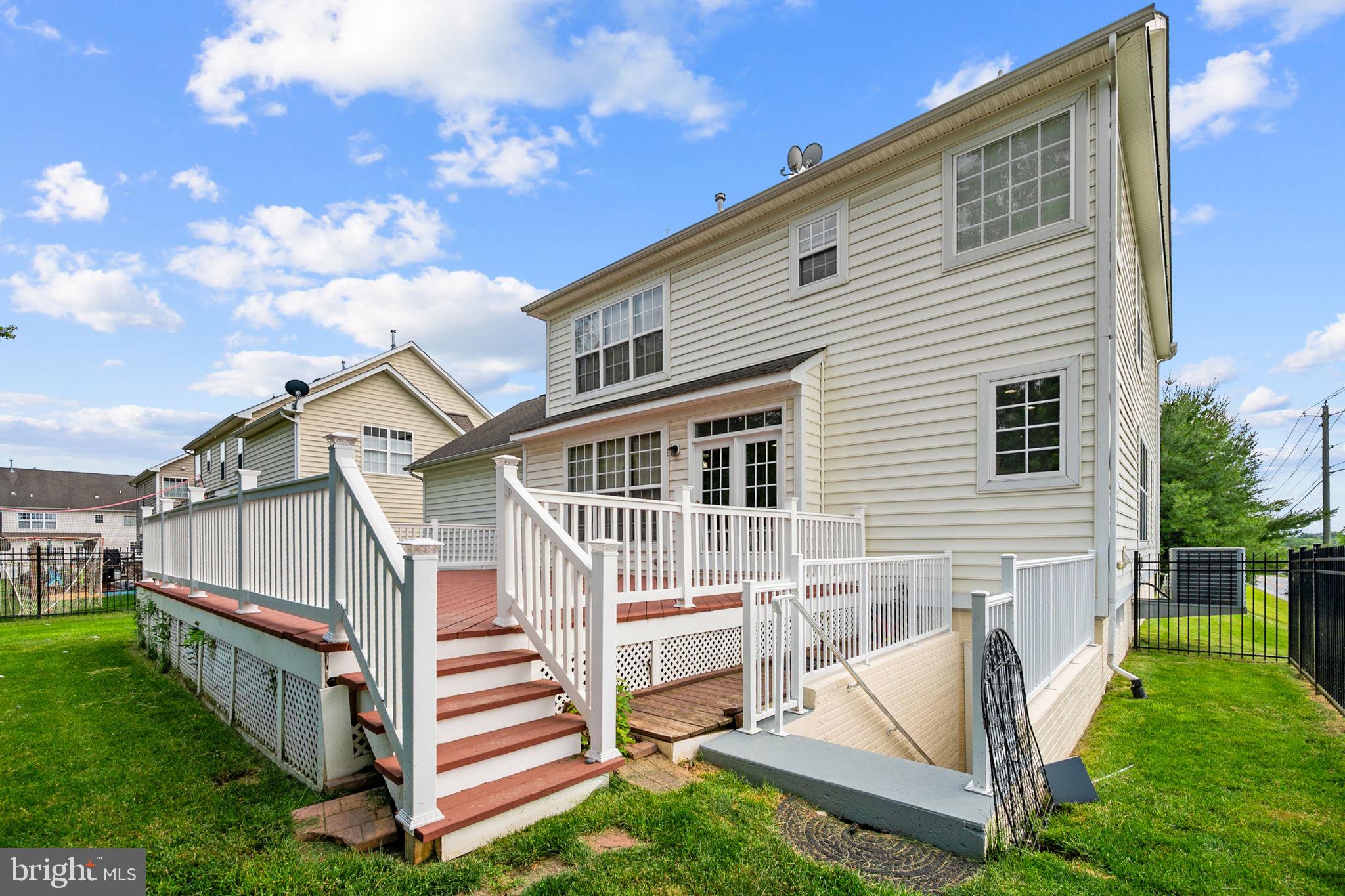 BRINKLEY MANOR - Residential
