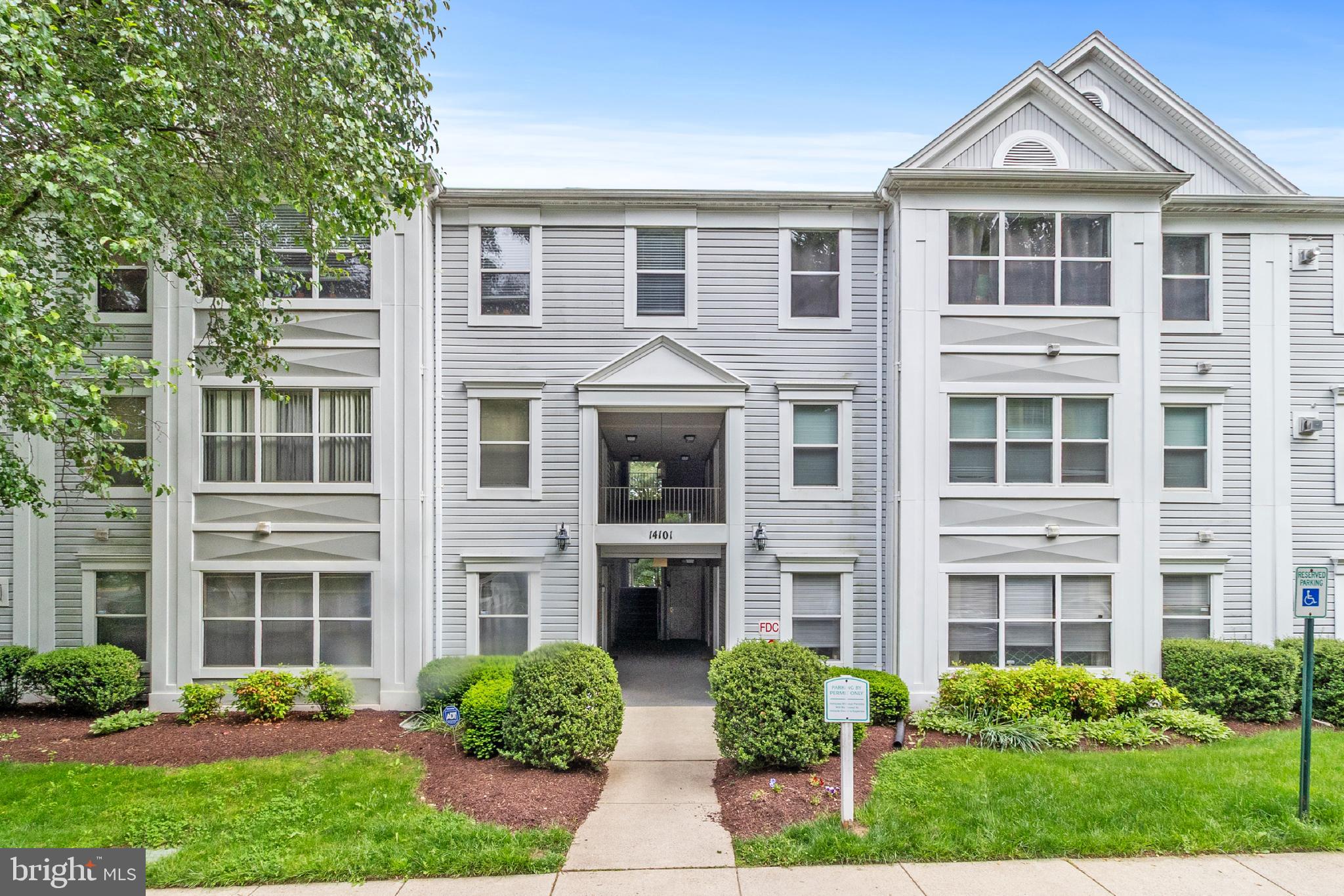 WINTERGATE AT LONGMEAD CROSSING - Residential