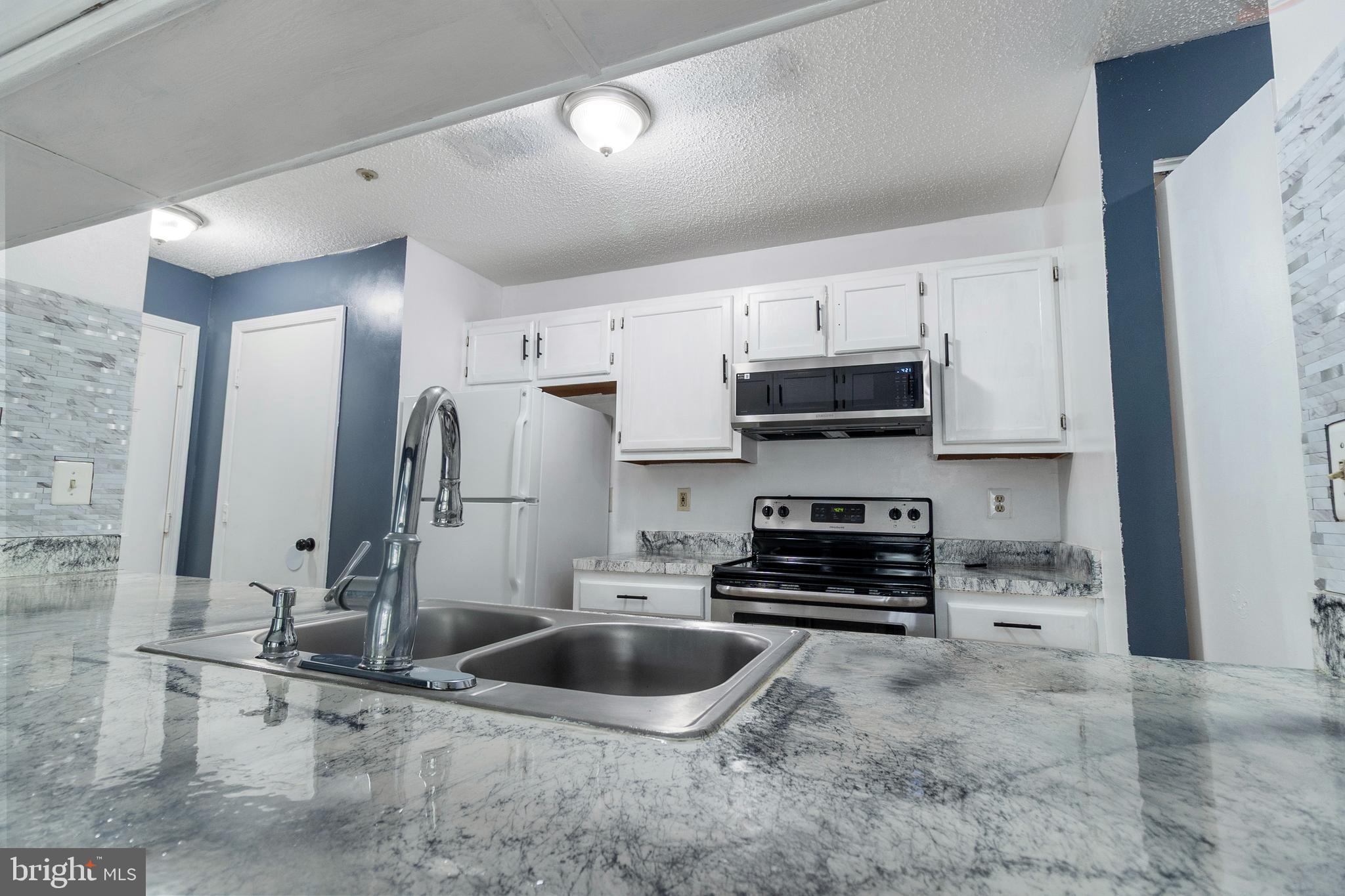 WINTERGATE AT LONGMEAD CROSSING - Residential