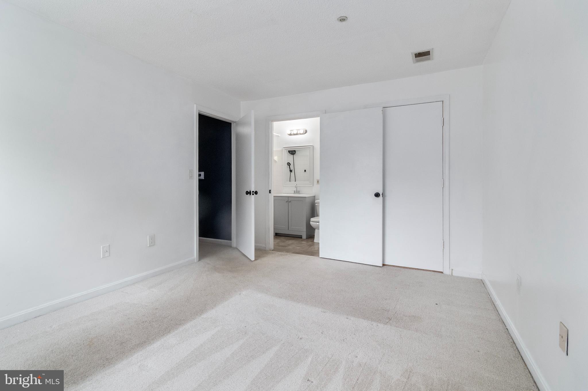 WINTERGATE AT LONGMEAD CROSSING - Residential