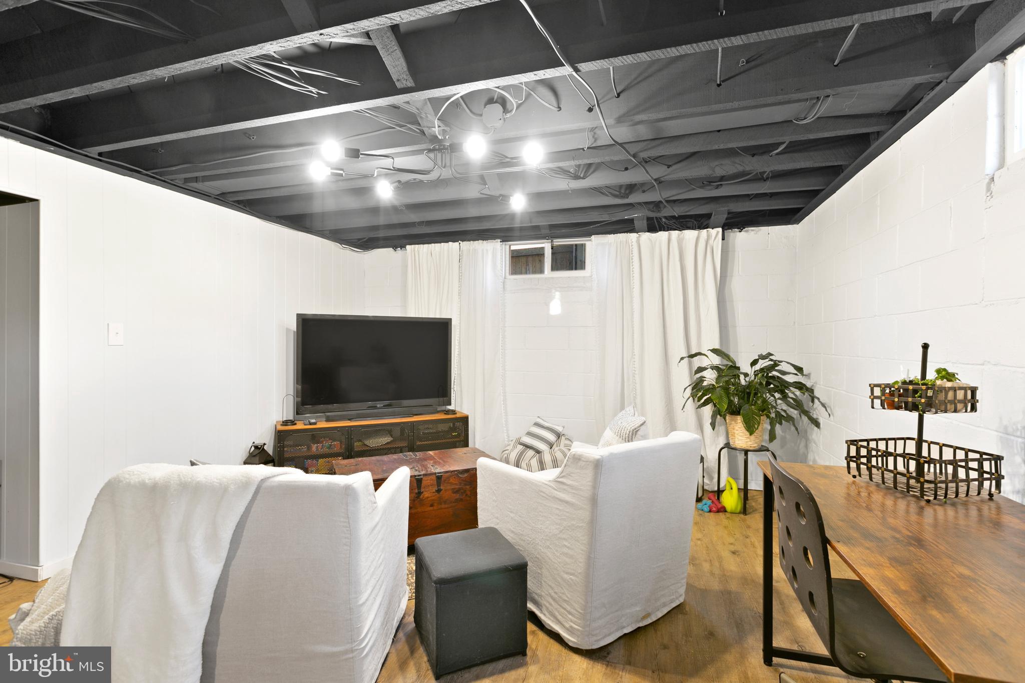 LINTHICUM - Residential