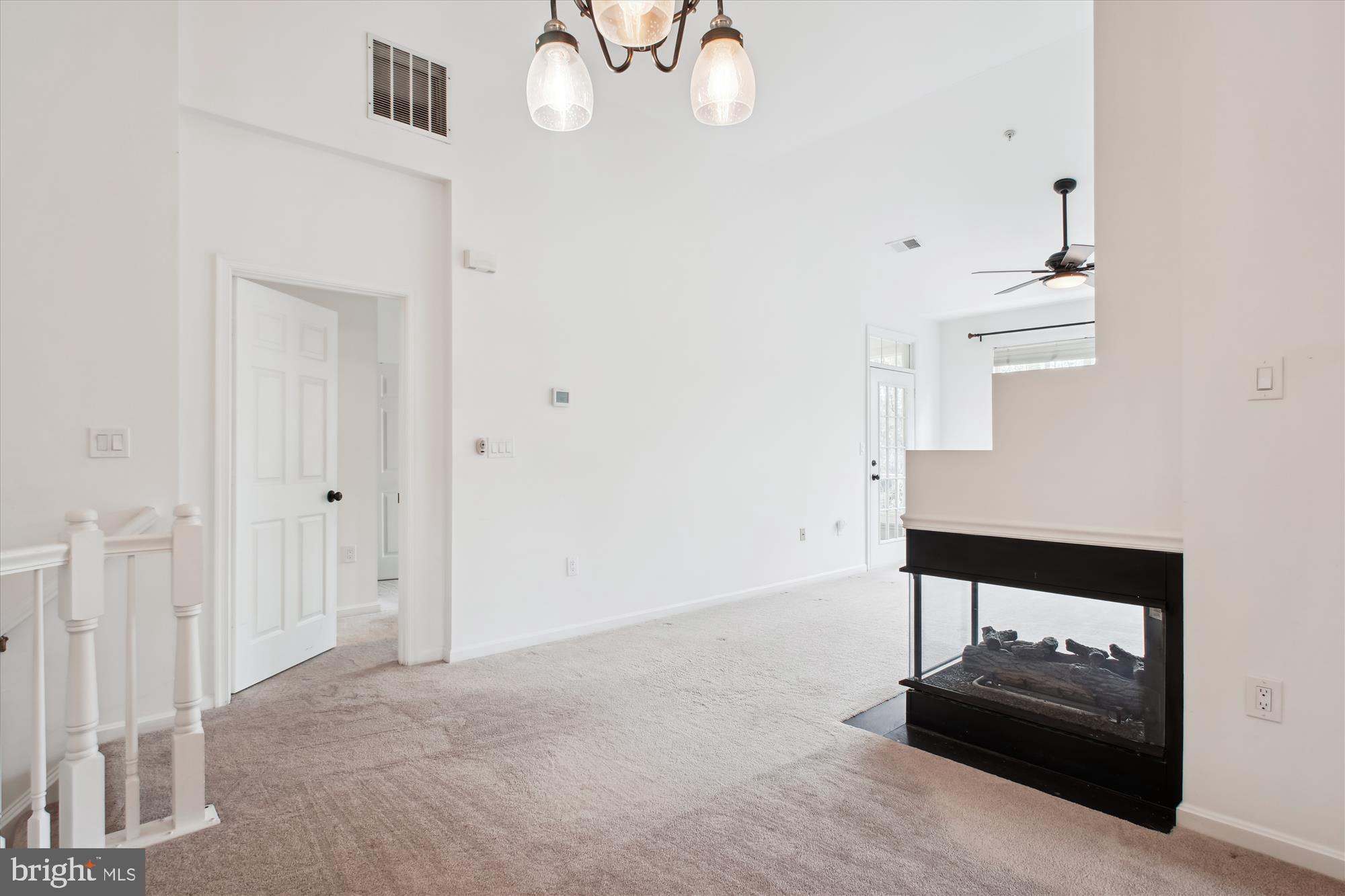 SUTTON RIDGE - Residential Lease