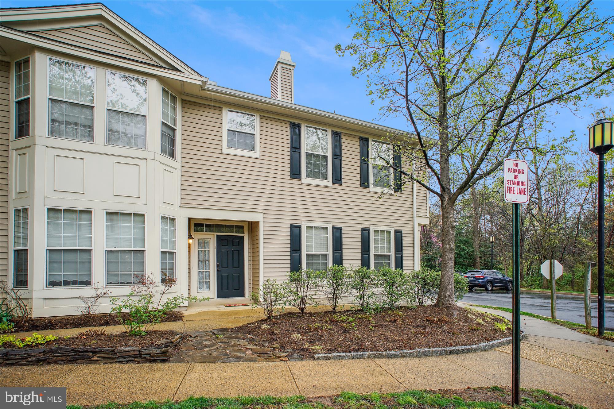 SUTTON RIDGE - Residential Lease