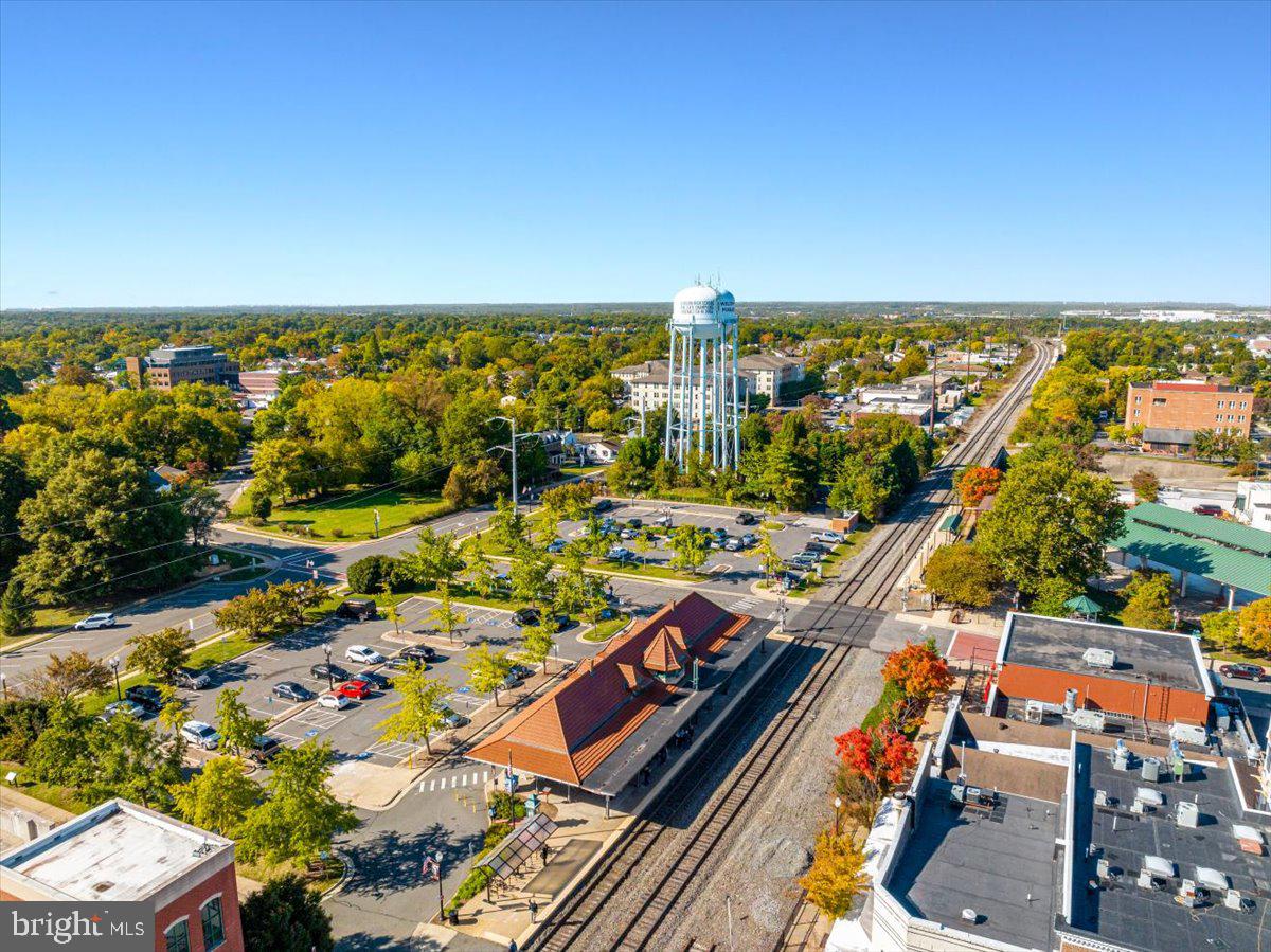 COLES RUN/PARKWAY WEST - Residential
