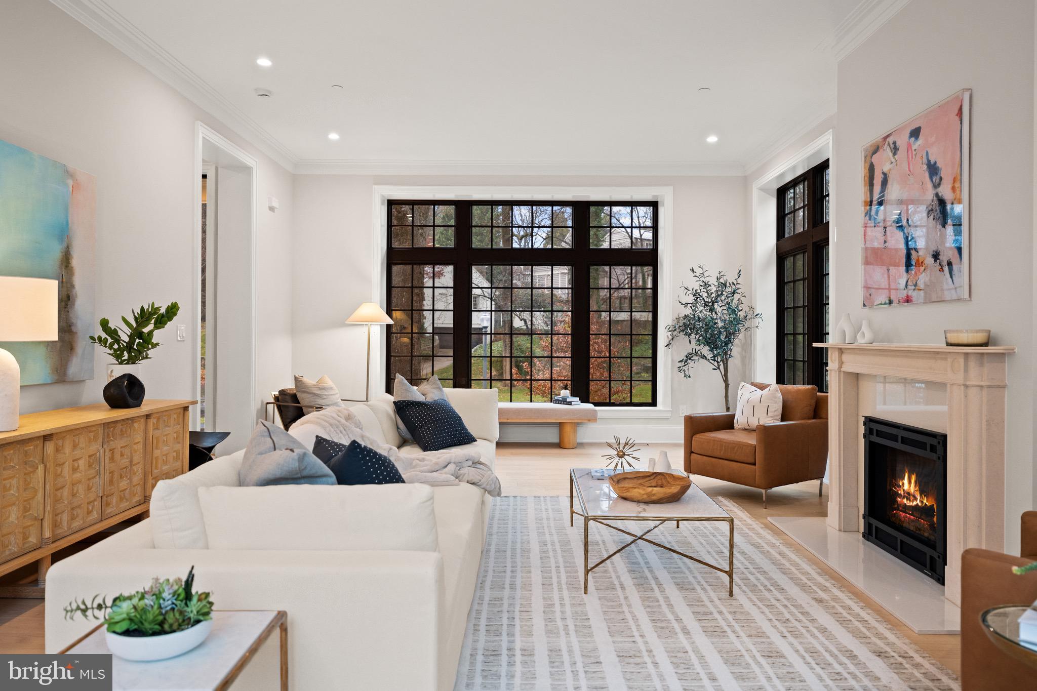 SPRING VALLEY - Residential