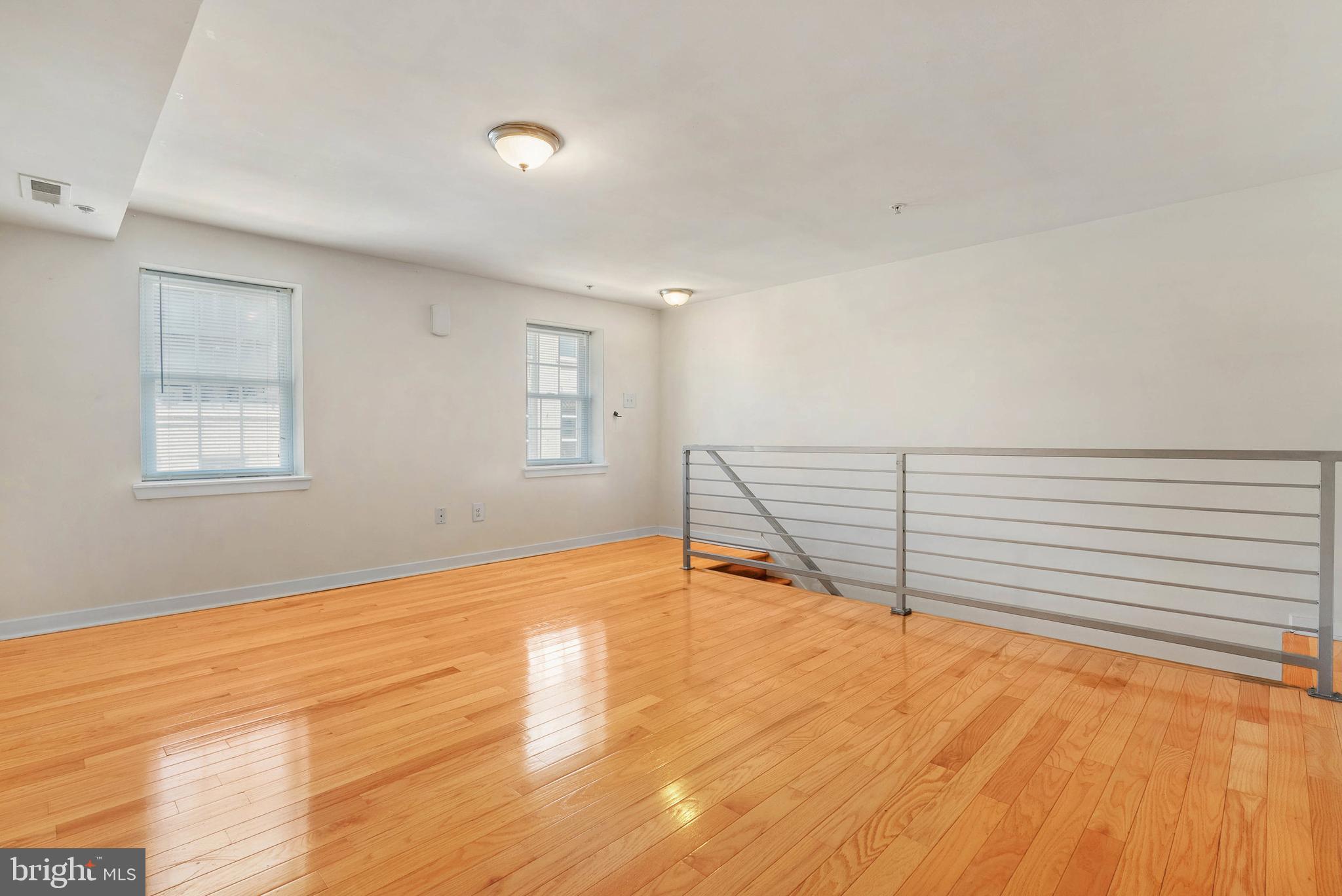 SOCIETY HILL - Residential Lease