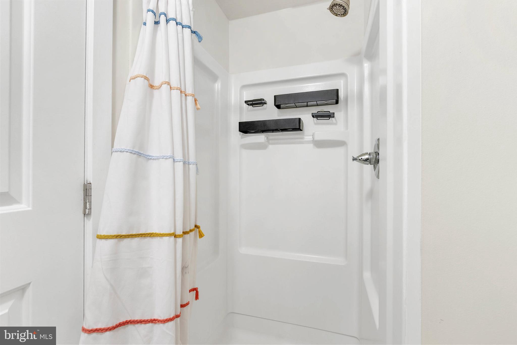 SOCIETY HILL - Residential Lease