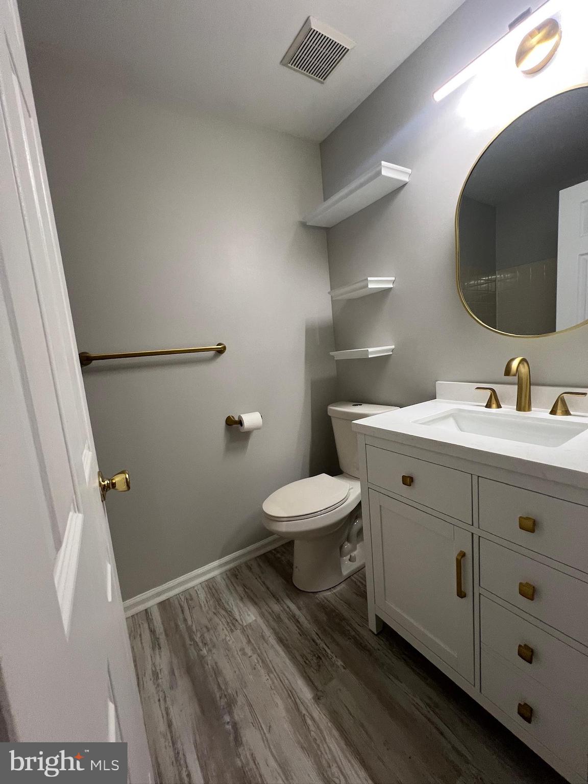 EAGLES RIDGE - Residential Lease
