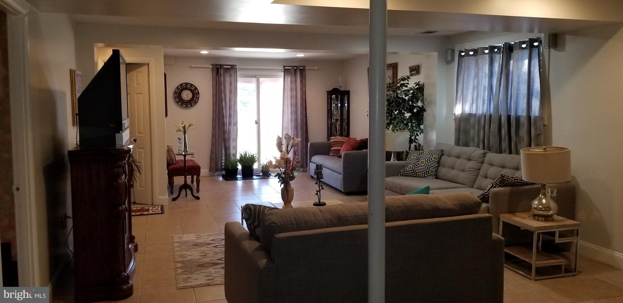 BLUERIDGE MANOR - Residential