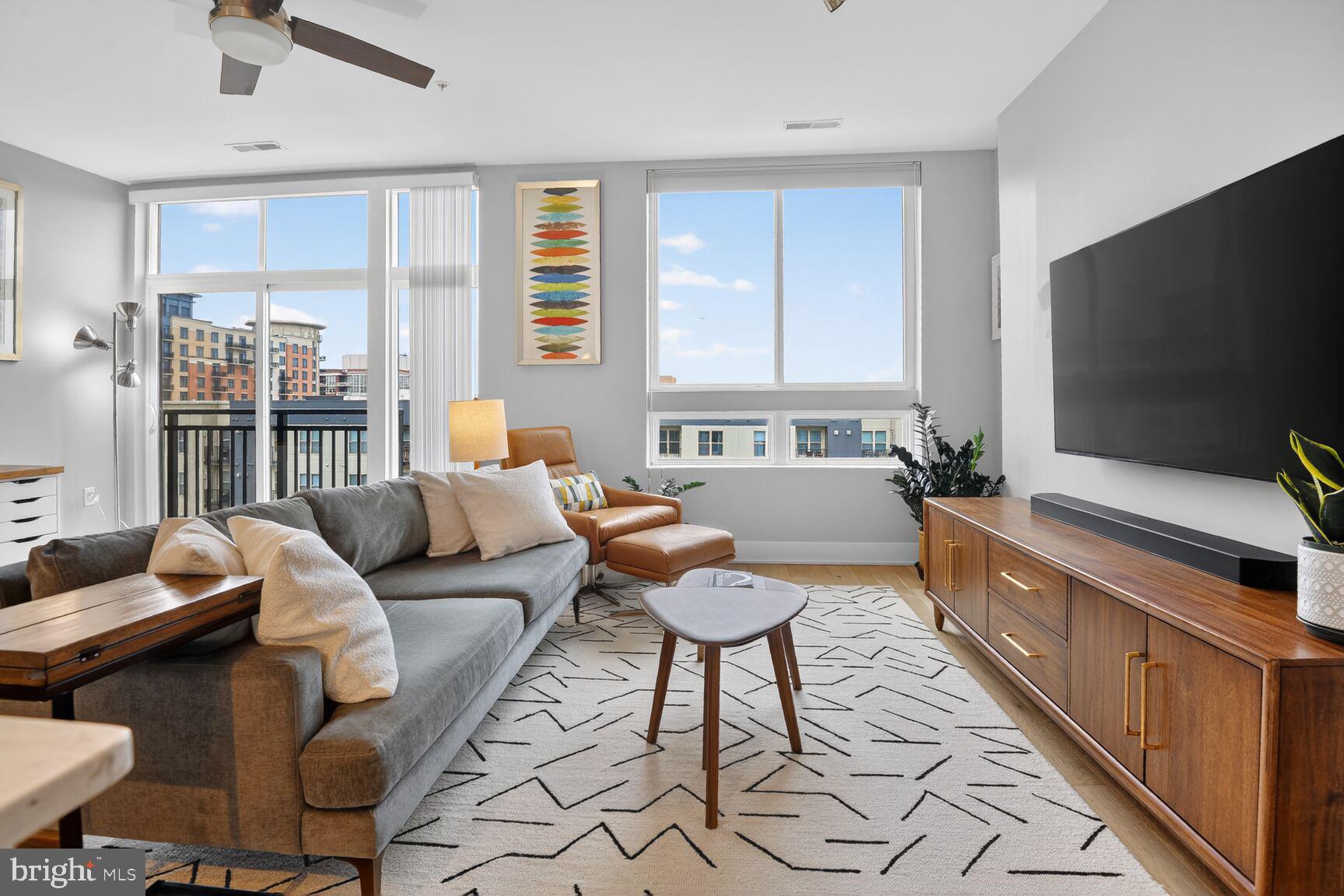 NATIONAL HARBOR - Residential