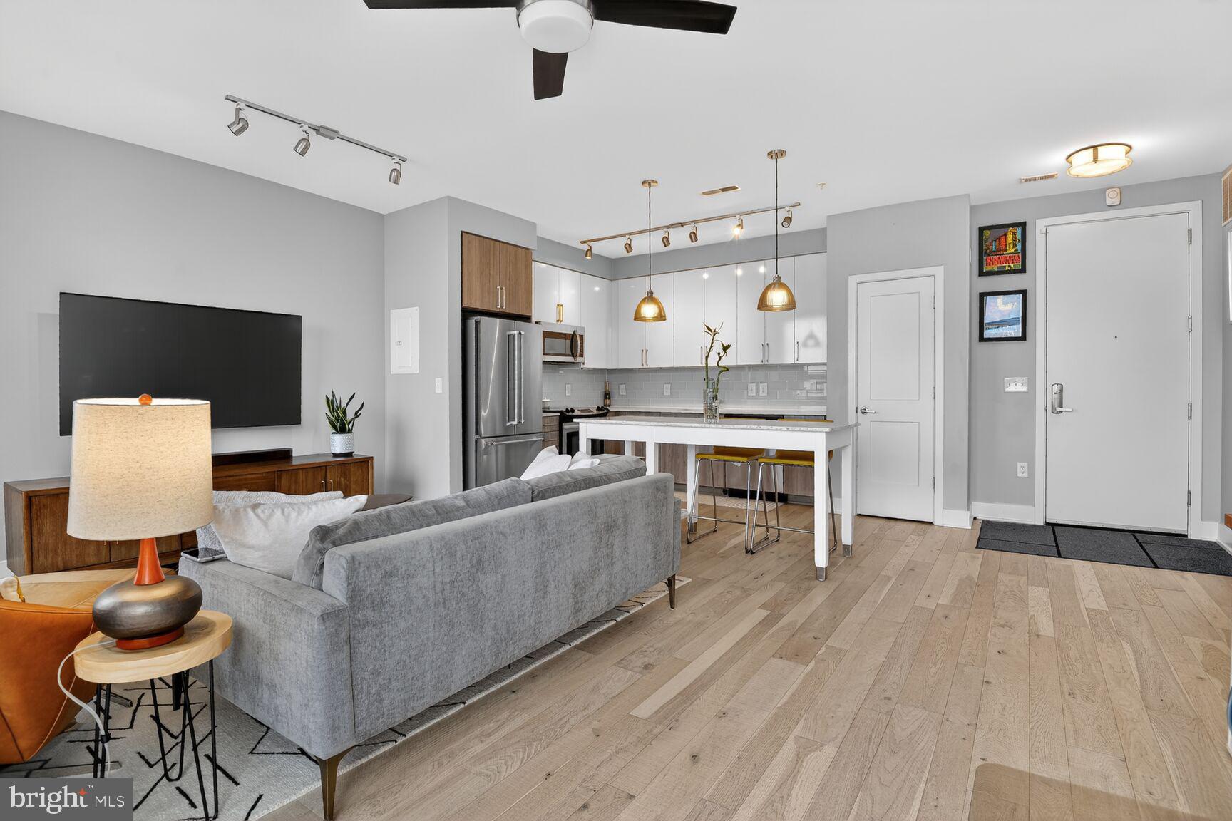 NATIONAL HARBOR - Residential